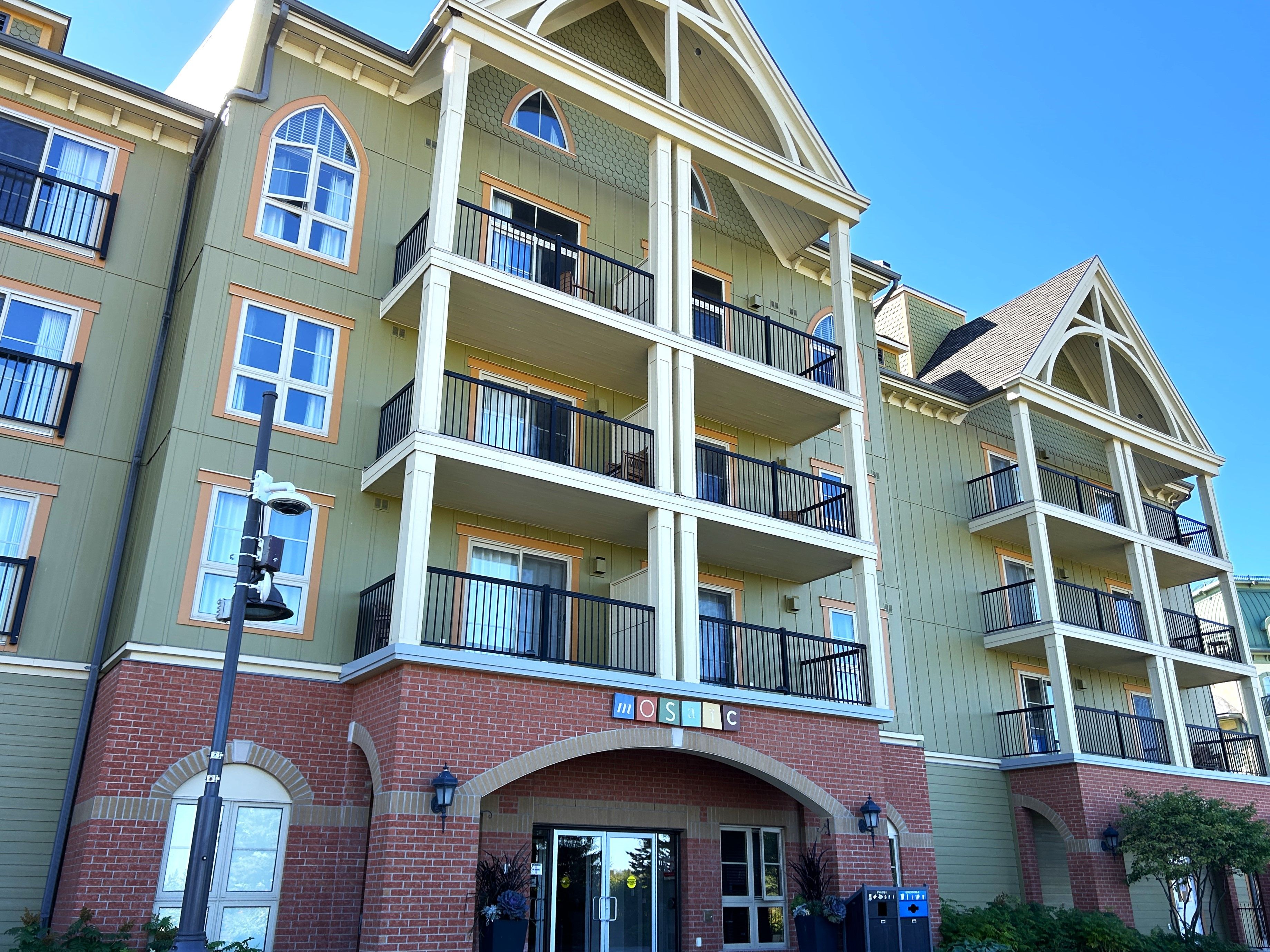 190 Jozo Weider Boulevard 412, Blue Mountains, On L9y 0n8