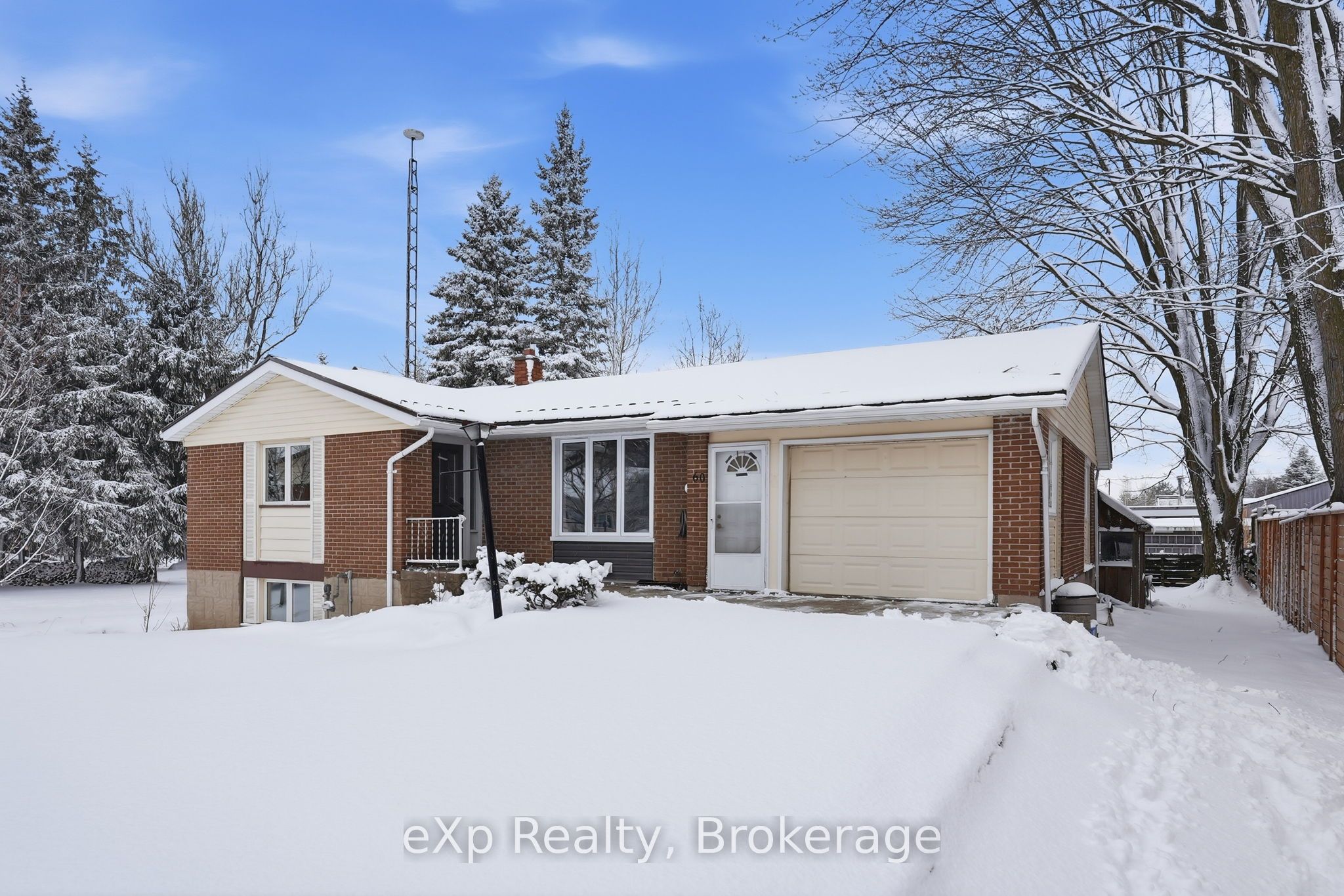 60 Main Street E, Mapleton, On N0g 1p0
