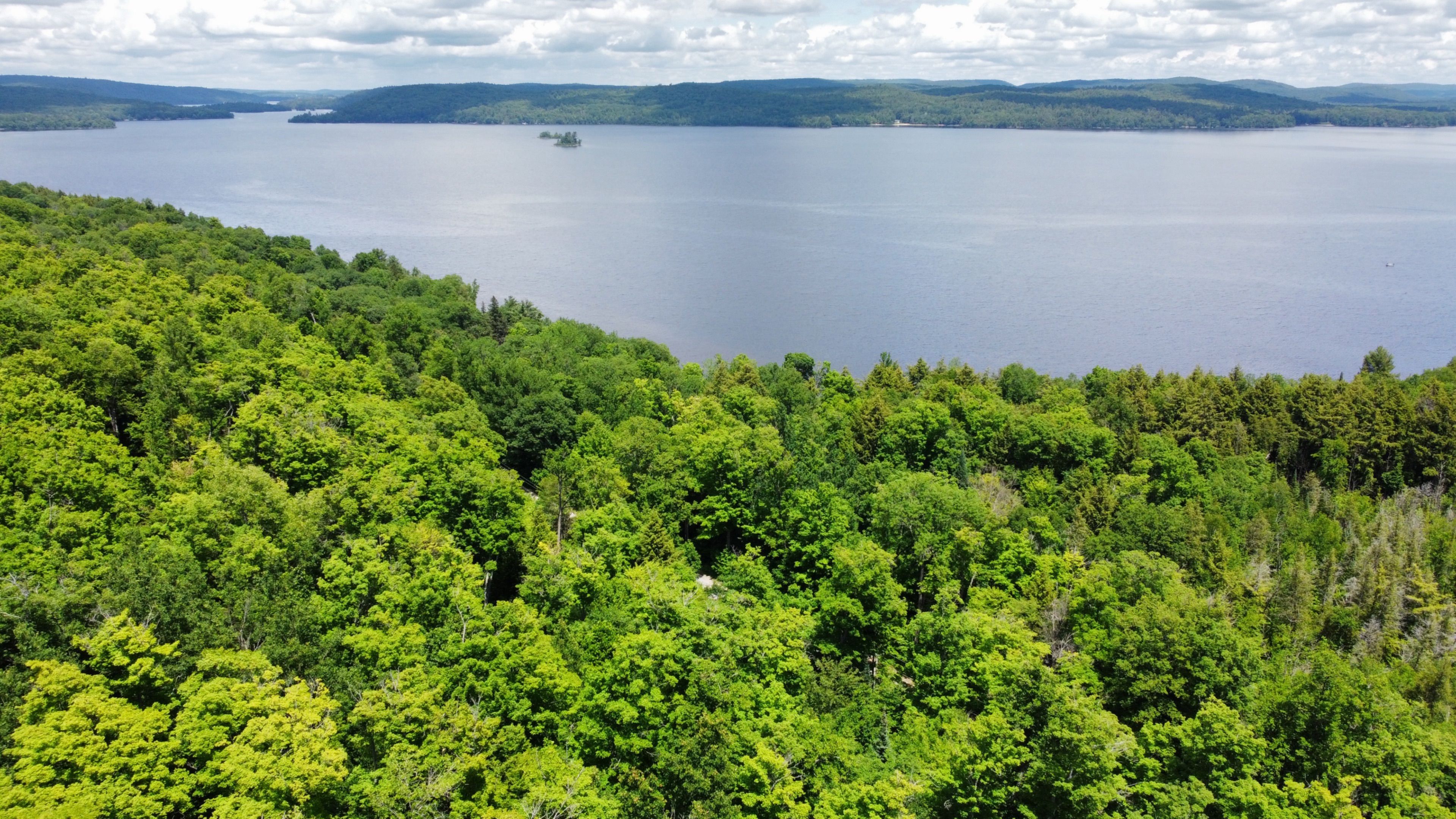 00 Kamaniskeg Lake Road, Hastings Highlands, On K0j 1l0