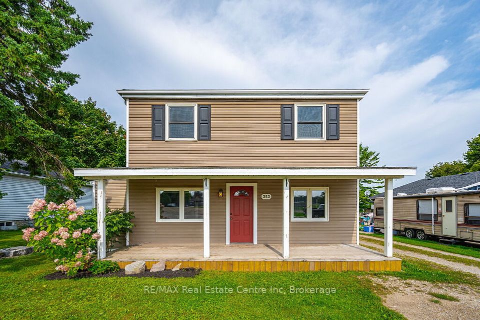 353 Wellington Street E, Wellington North, On N0g 2l2