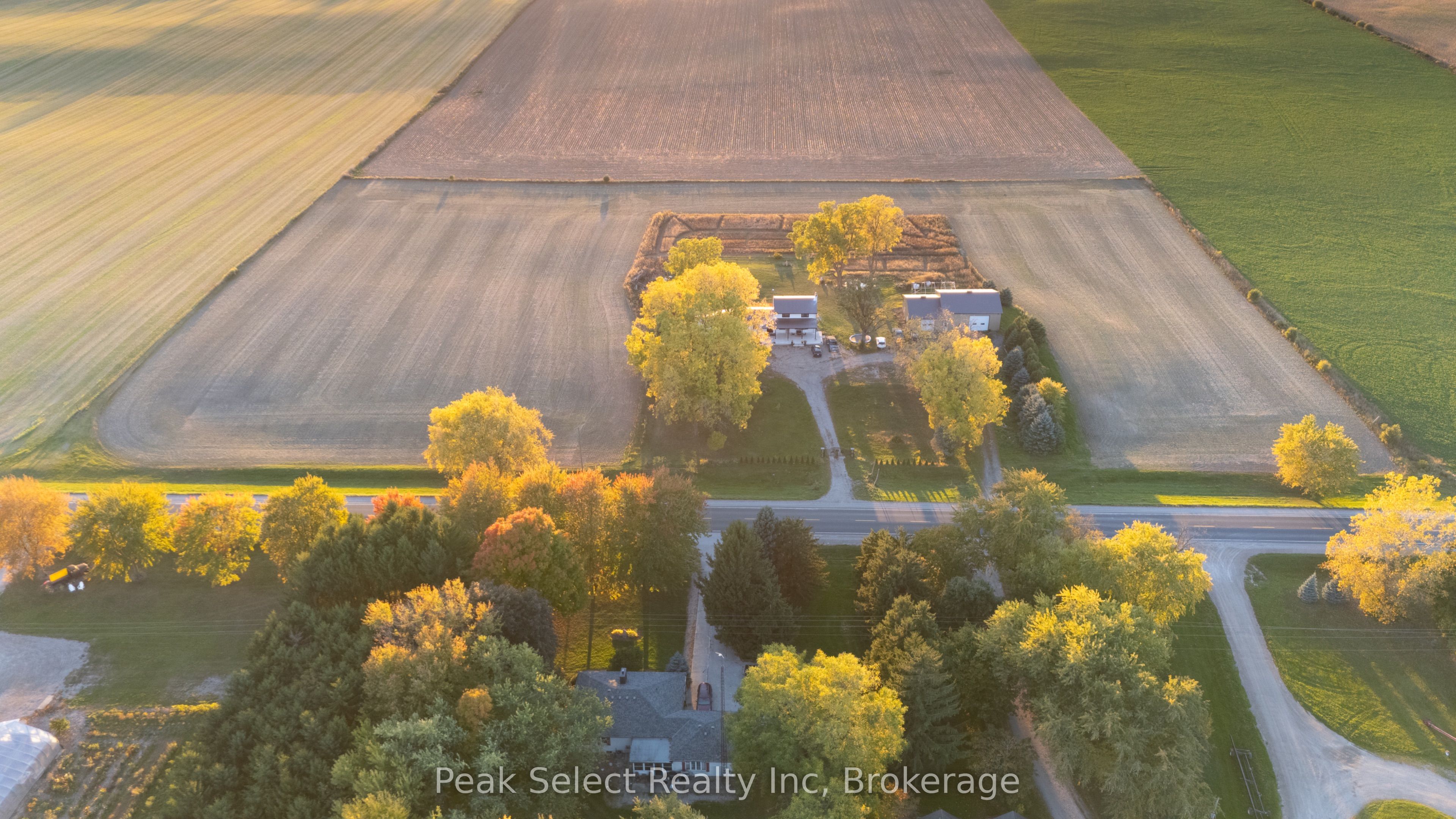 1982 Road 163, Perth South, On N4x 1c4