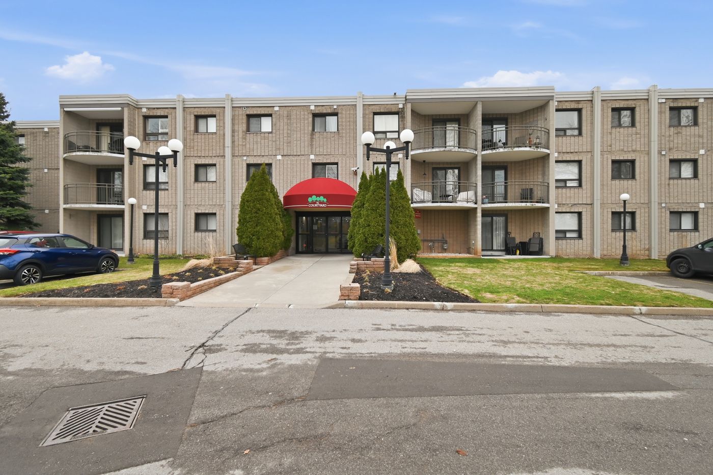 4658 Drummond Road 217, Niagara Falls, On L2e 7e1