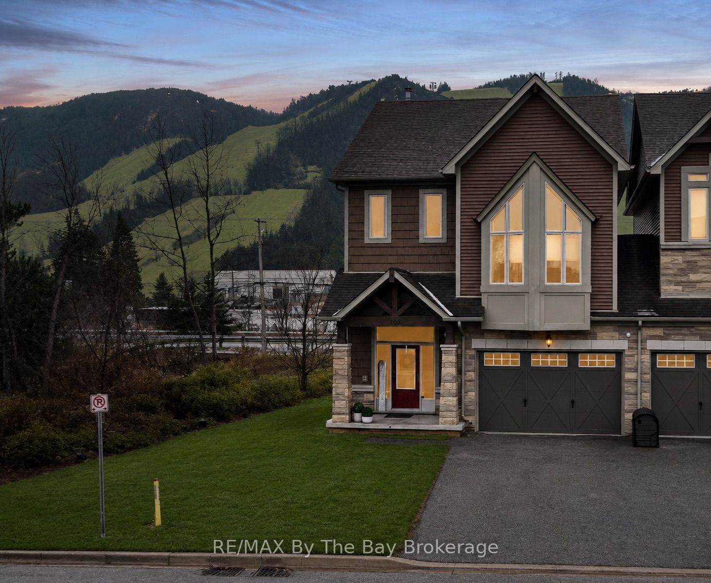 126 Delphi Lane, Blue Mountains, On N0h 1j0