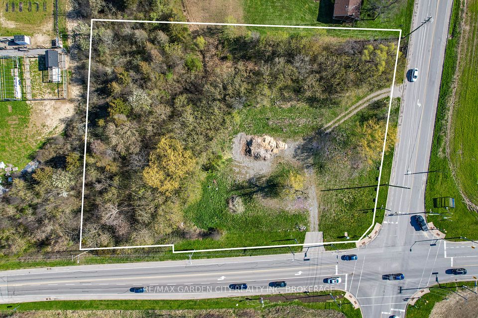 381 St. Paul Street W, St. Catharines, On L2r 3n1