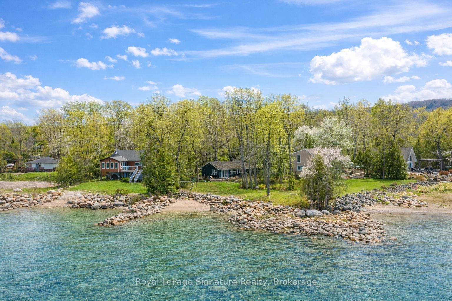 129 Sunset Boulevard, Blue Mountains, On N0h 2p0