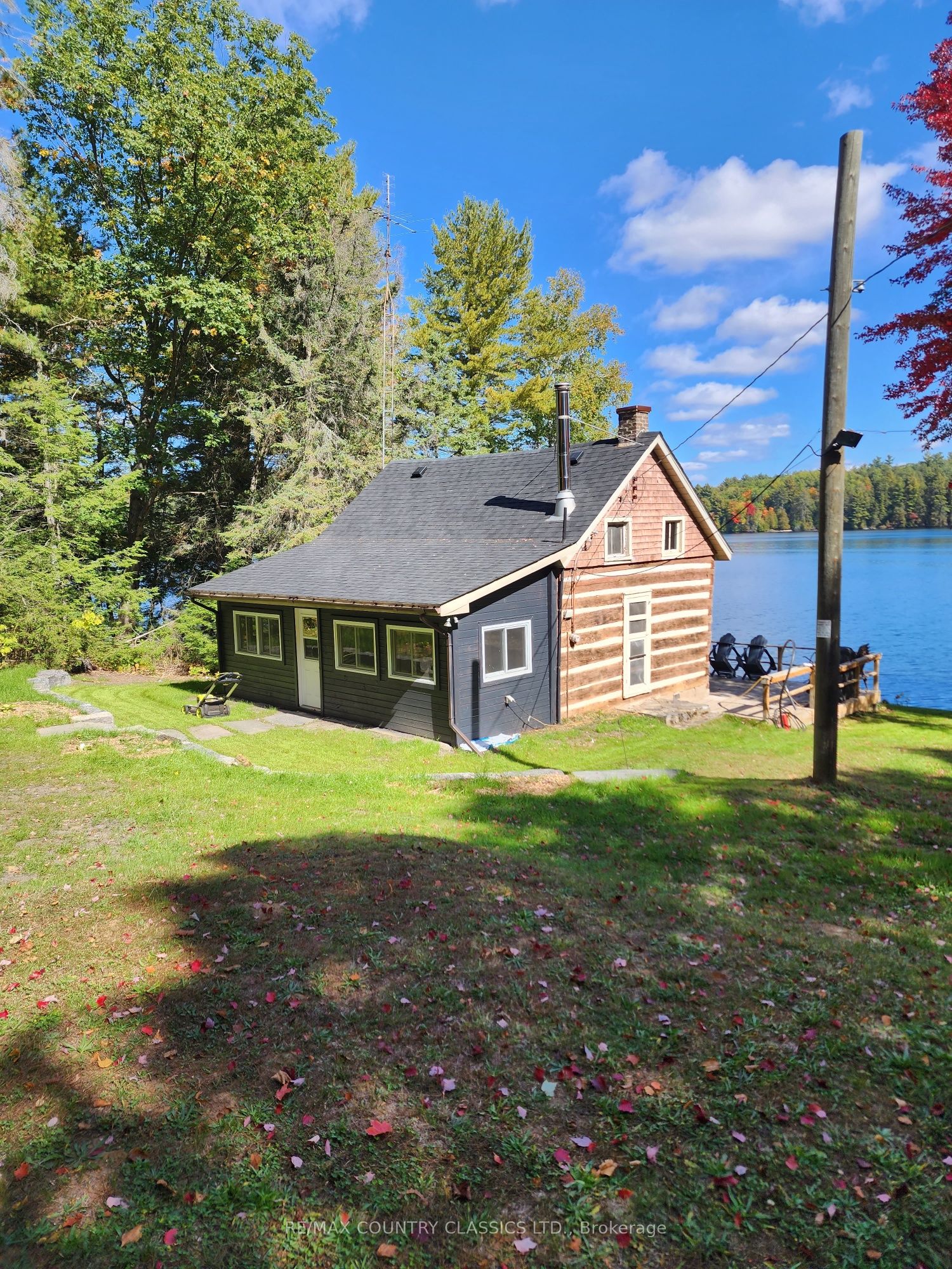 24 Daniels Lane, North Kawartha, On K0l 1a0