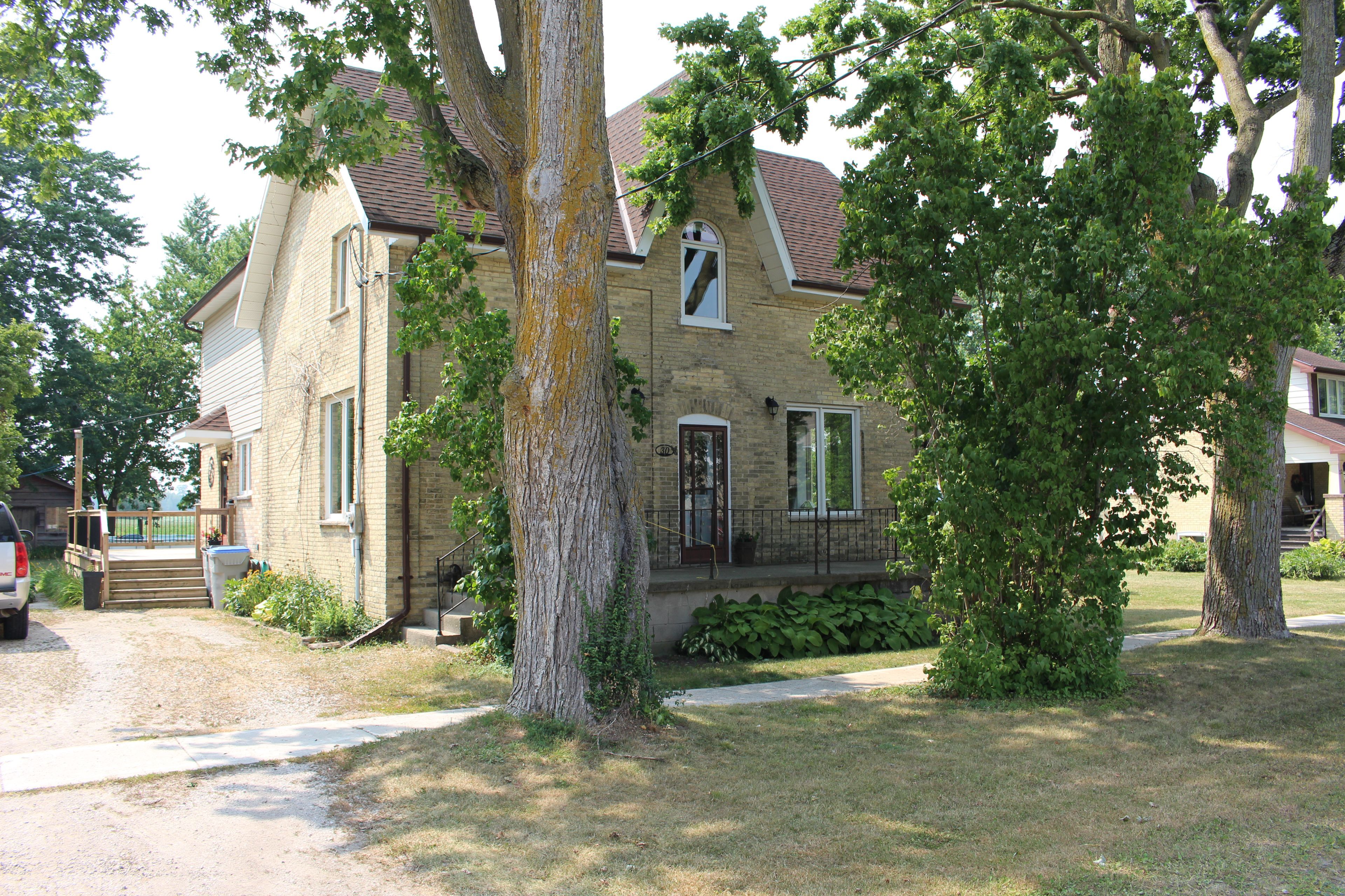30 King Street N, South Huron, On N0m 1m0
