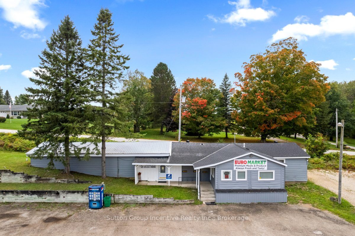 317080 6 & 10, Chatsworth, On N0h 1g0