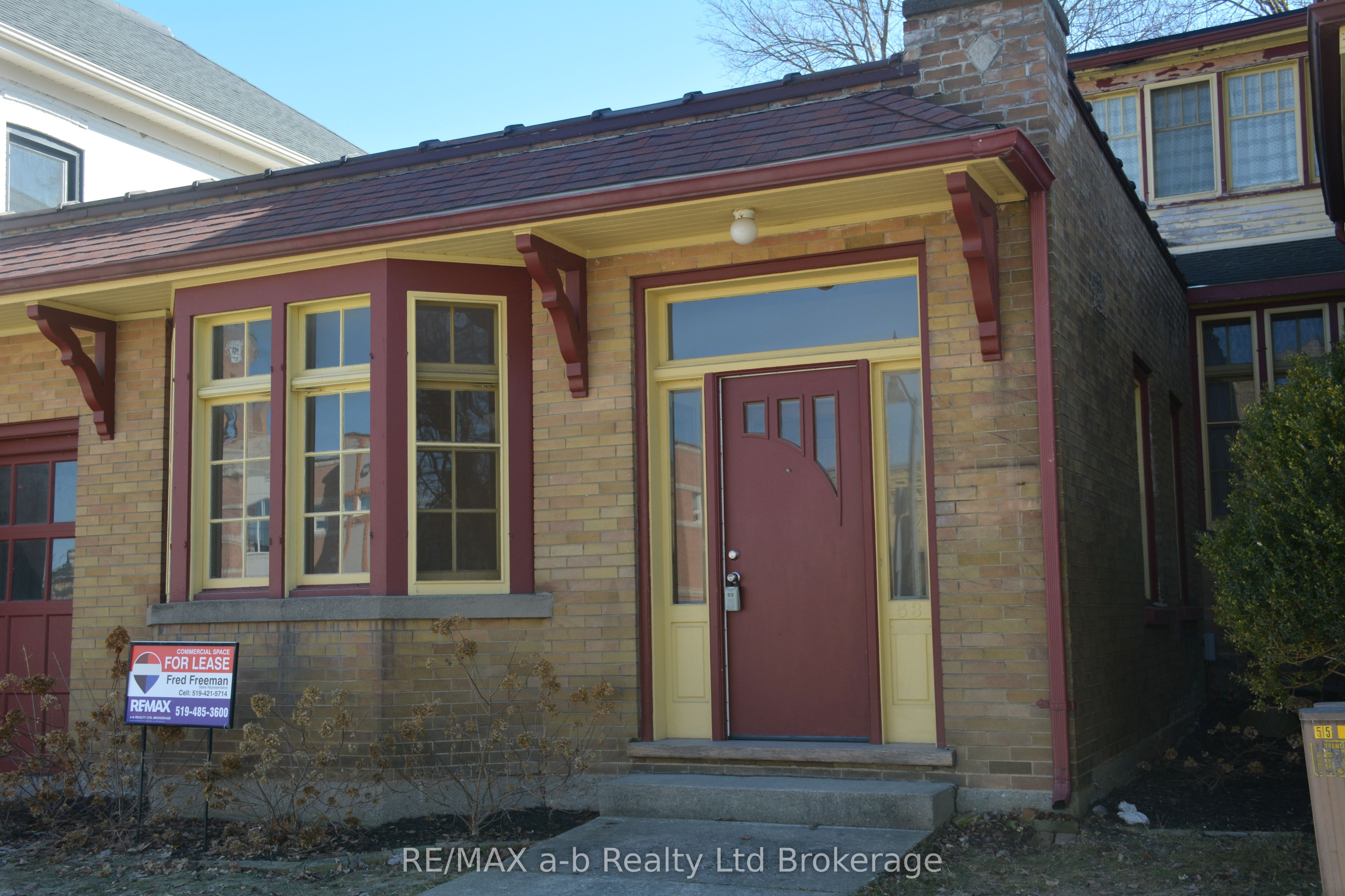 55 King Street W, Ingersoll, On N5c 2j7