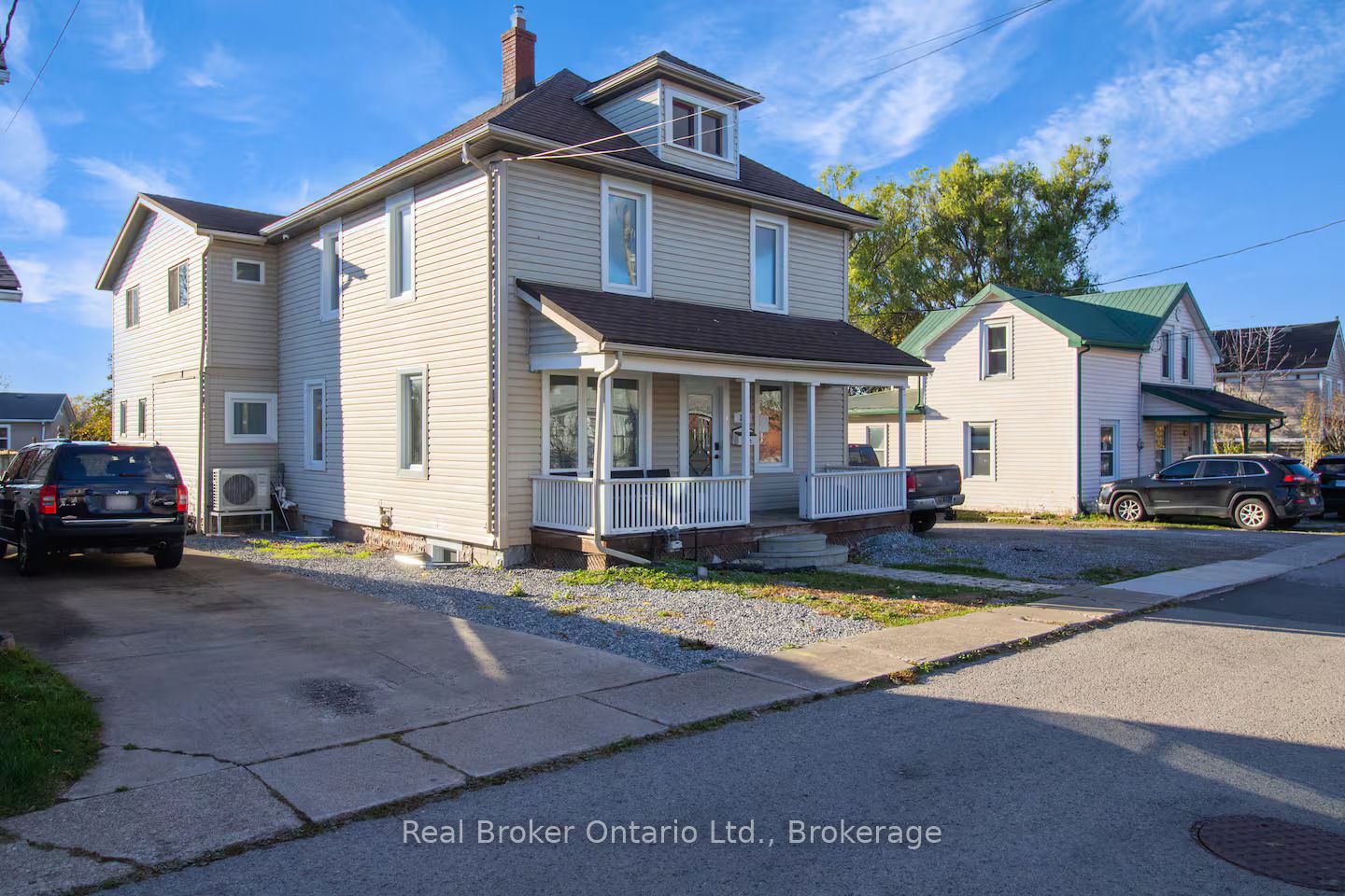 34 Church Street, Port Colborne, On L3k 2m4