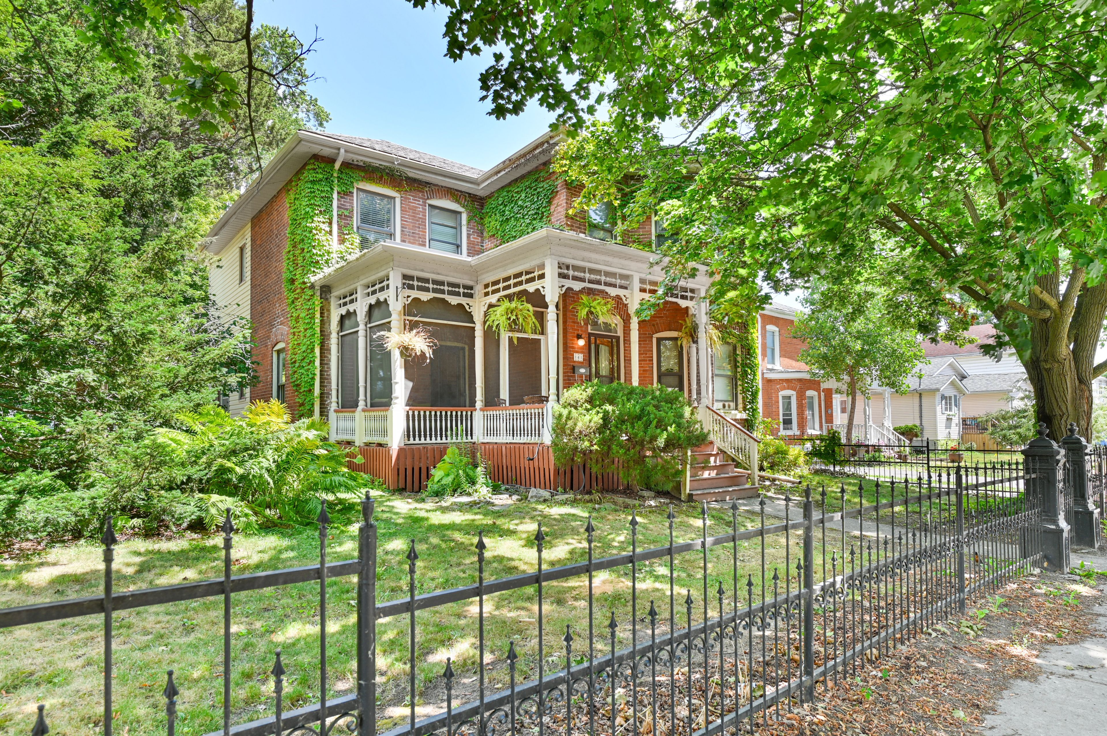 141 Foster Avenue, Belleville, On K8n 3p8