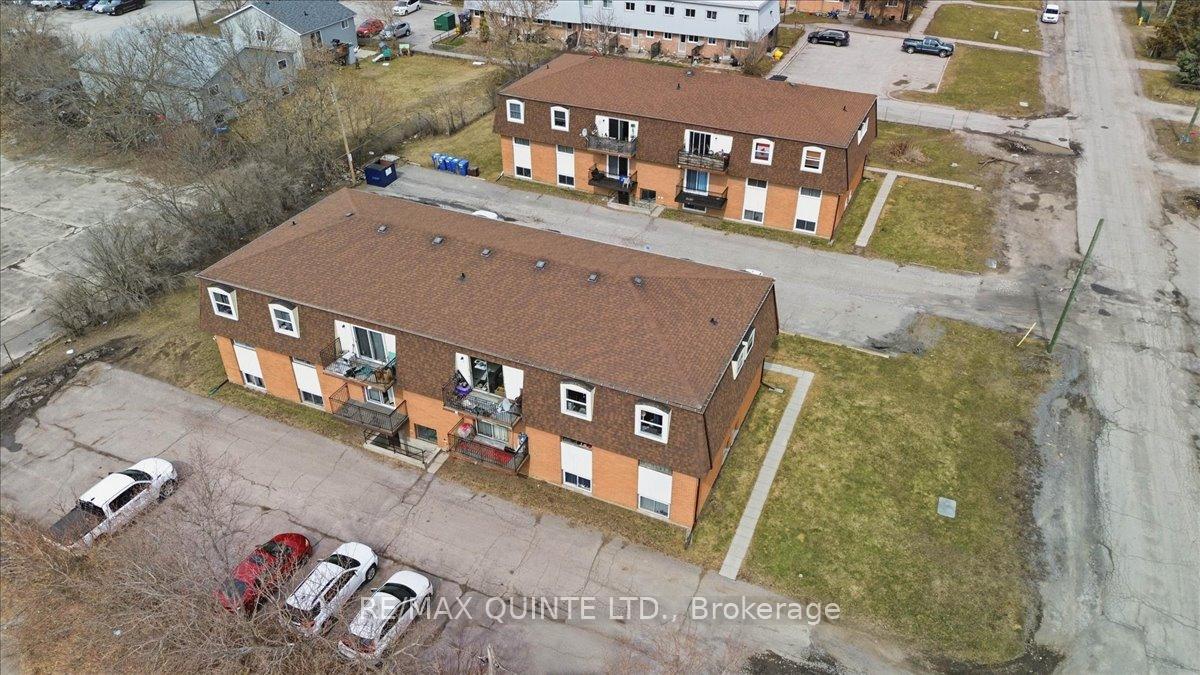 58 Elgin Street, Belleville, On K8p 4b2