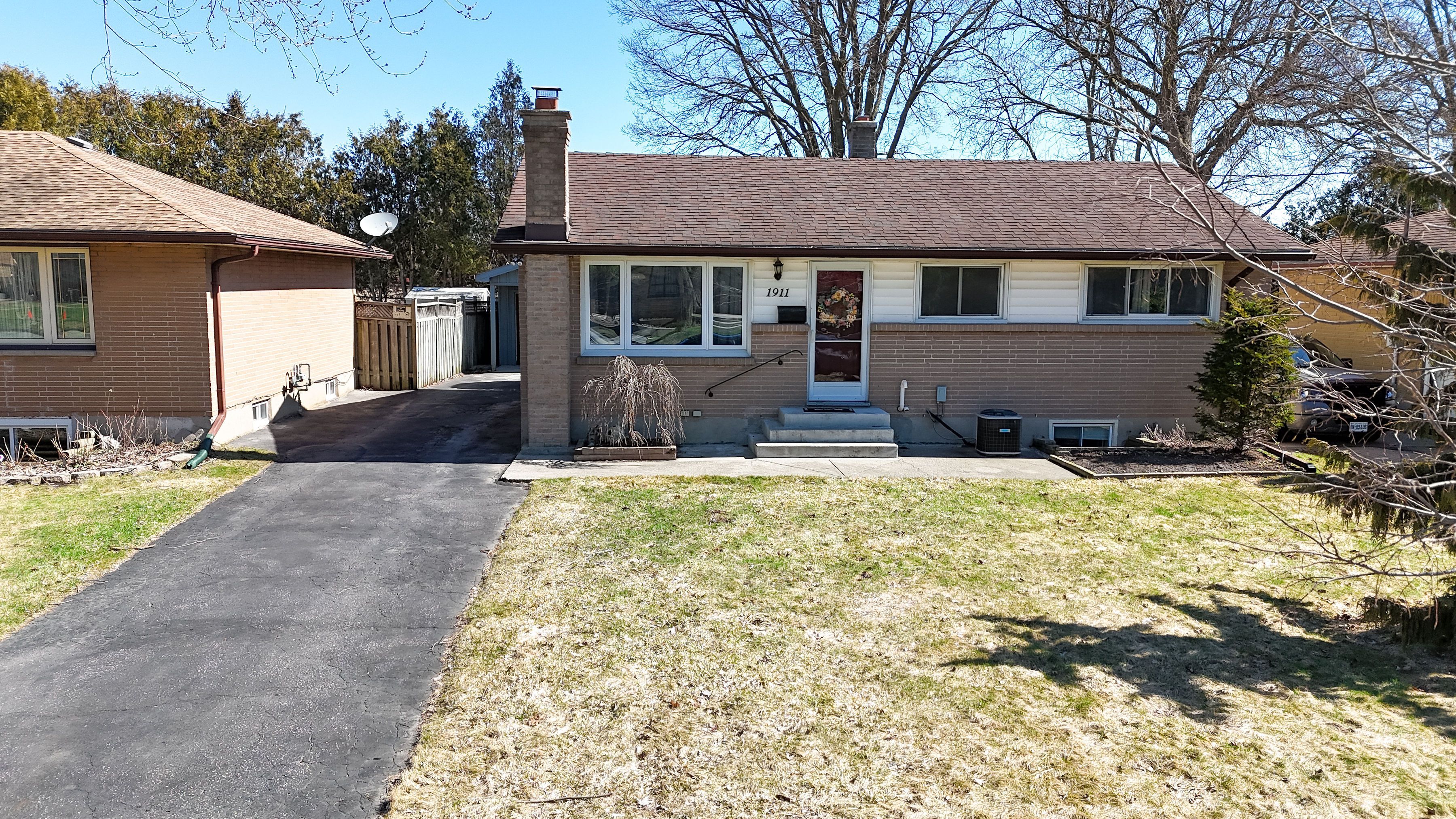 1911 Crystal Crescent, London East, On N5v 1h5