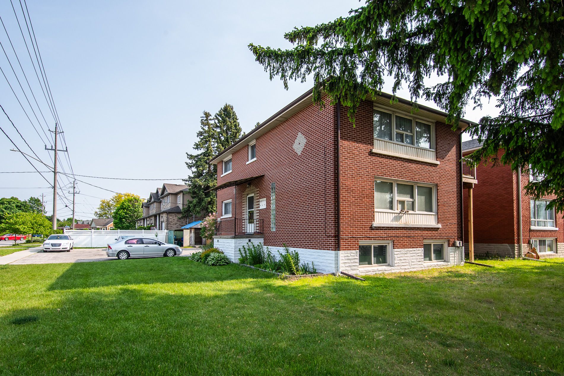 129 River Road E, Kitchener, On N2b 2g7