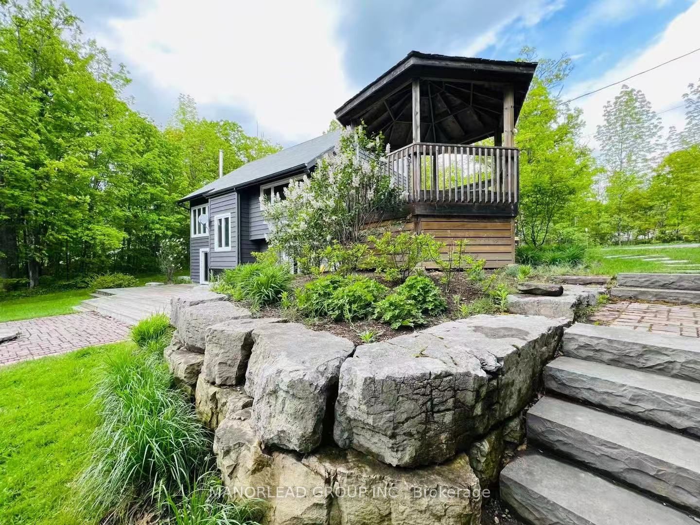 400 Lakeview Drive, Georgian Bay, On L0k 1s0