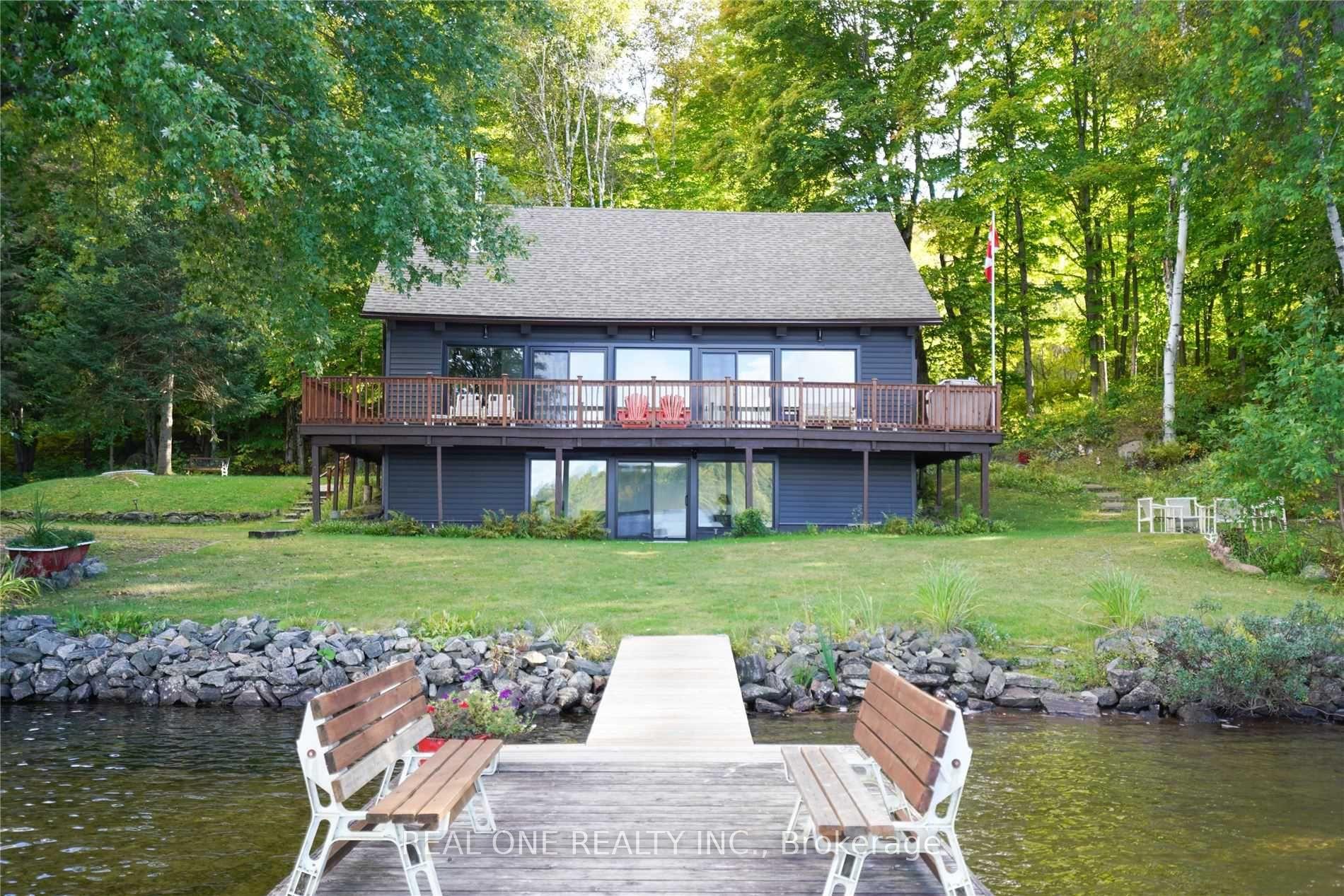 1 Muskoka Estates Road, Muskoka Lakes, On P0b 1j0