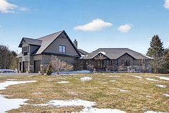 487 Fairbairn Road, Kawartha Lakes, On K0m 1a0