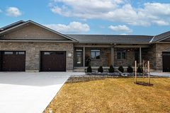 64 Cavalier Crescent, Huron-Kinloss, On N0g 2r0