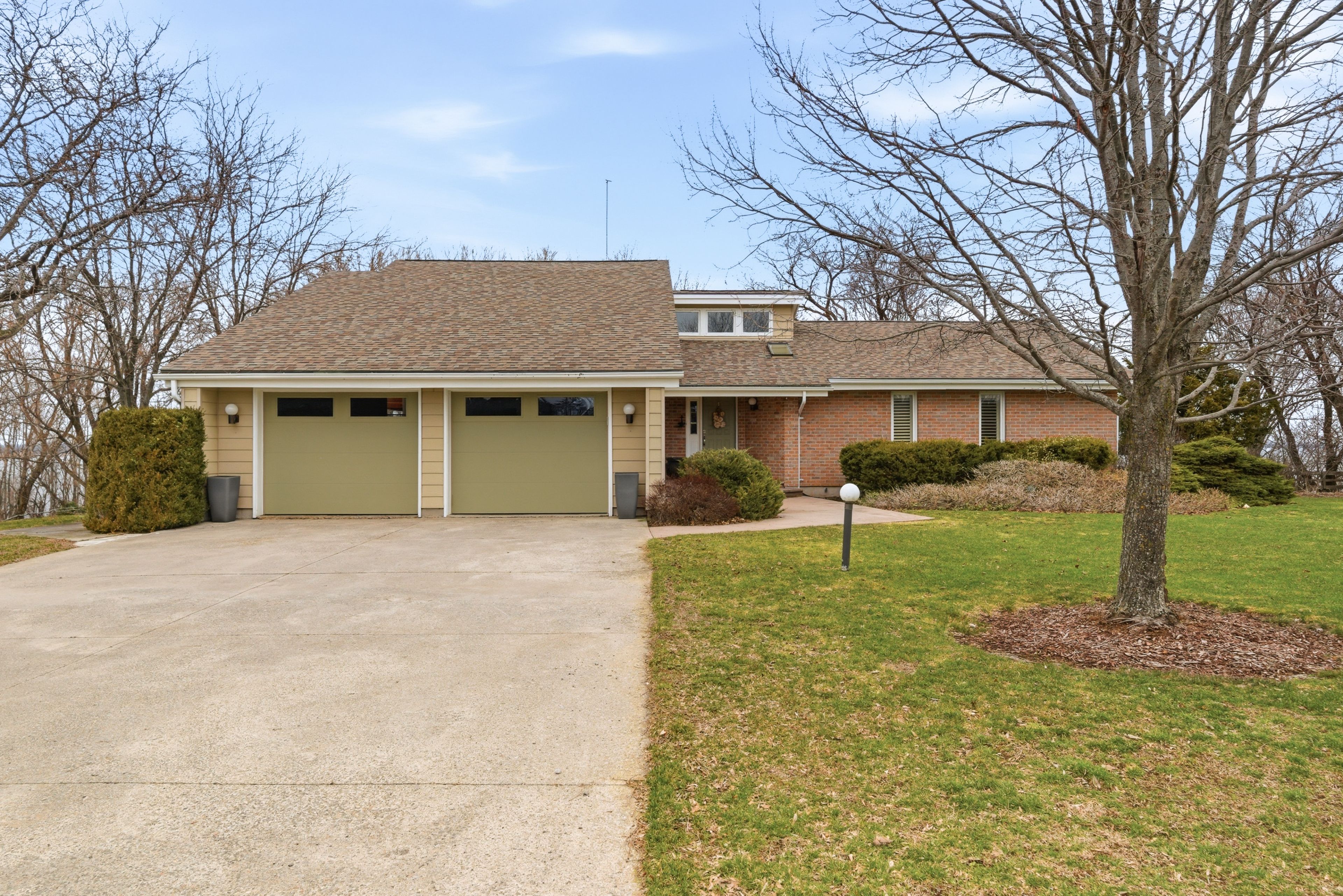 1544 County Road 14, Prince Edward County, On K0k 1a0