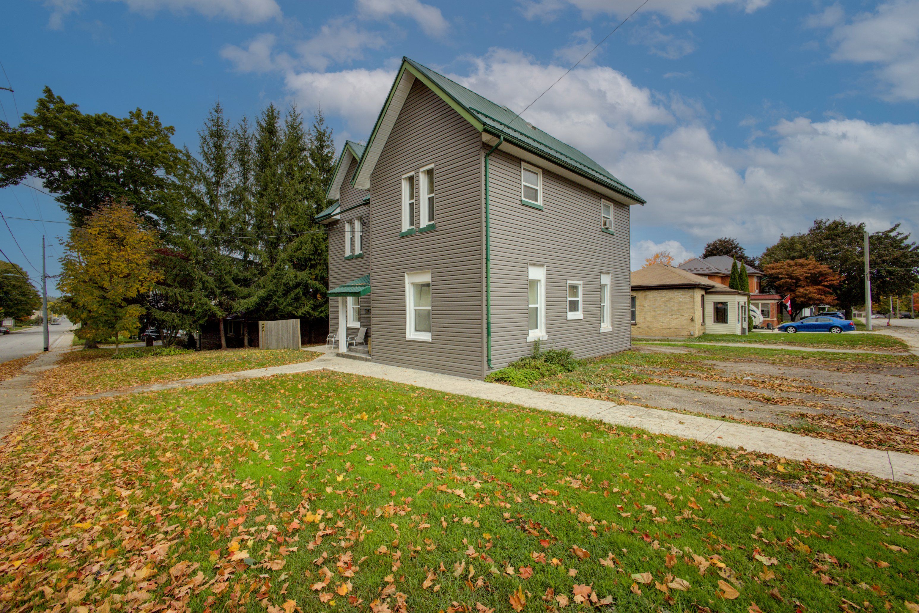 103 Patrick Street E, North Huron, On N0g 2n0