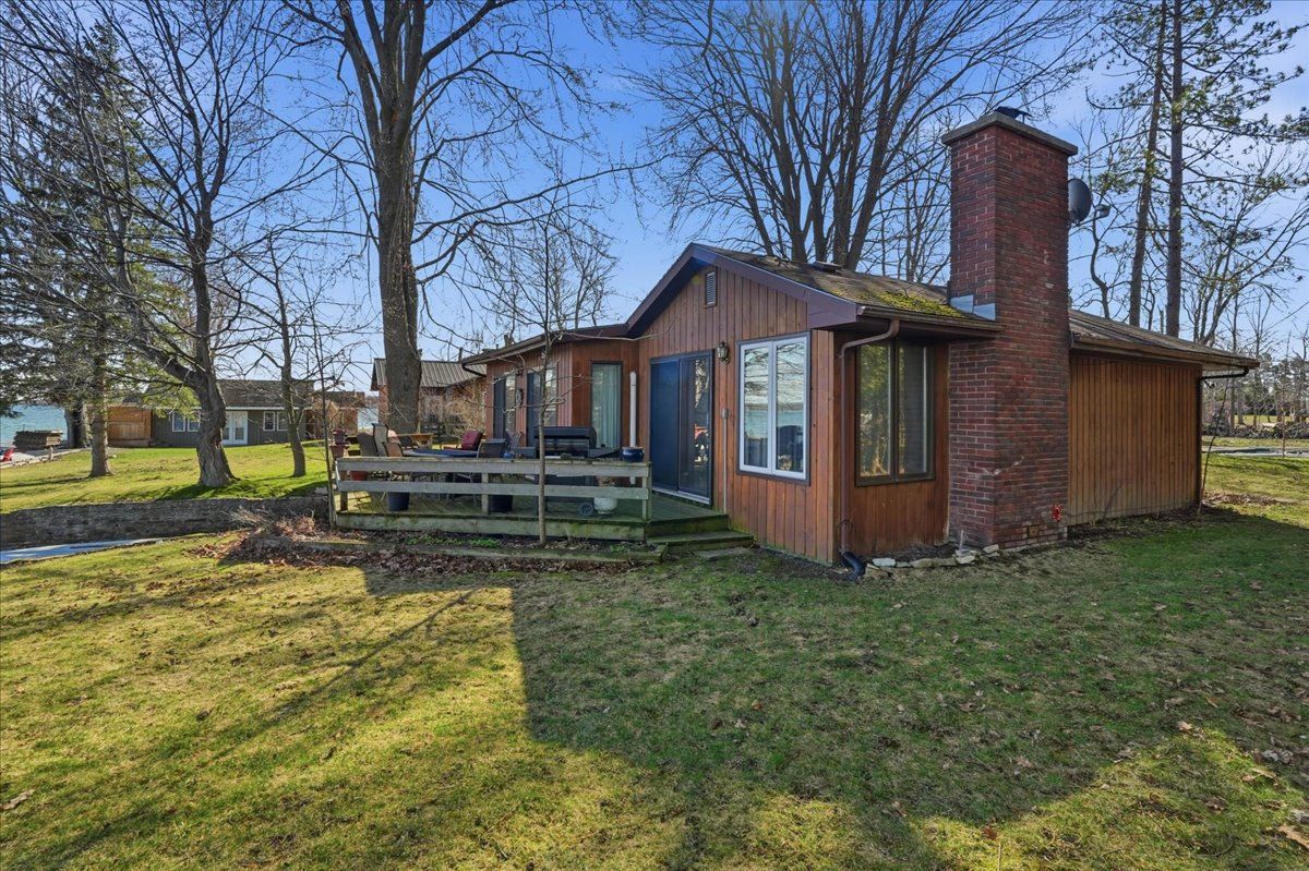 21d Willoughby Lane, Prince Edward County, On K0k 2p0