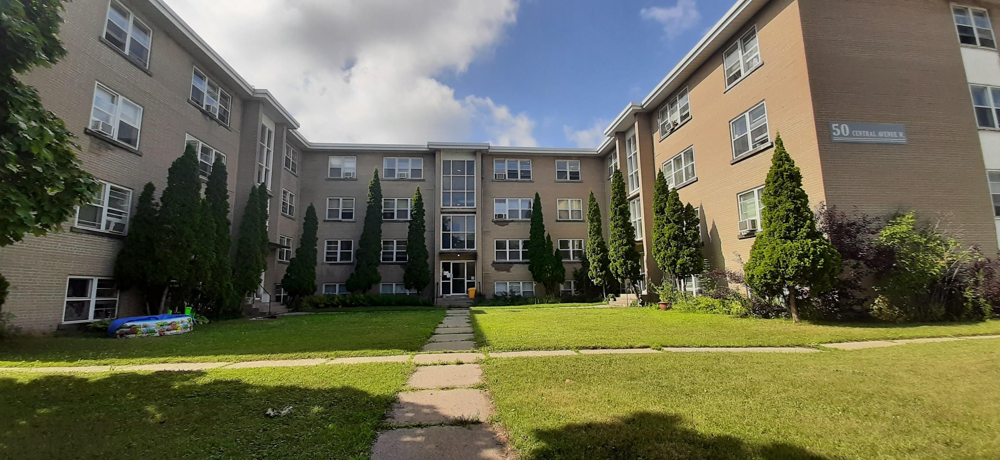 50 Central Avenue W, Brockville, On K6v 4n7