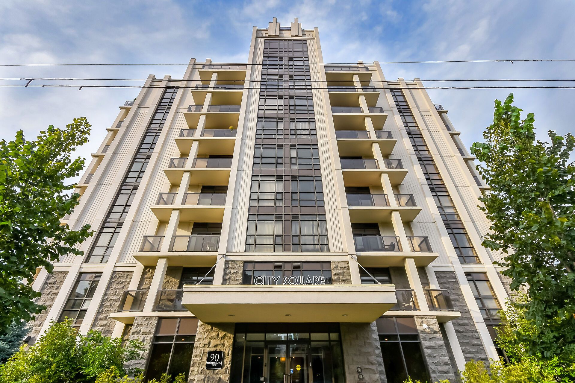 90 Charlton Avenue W 804, Hamilton, On L8p 0b4