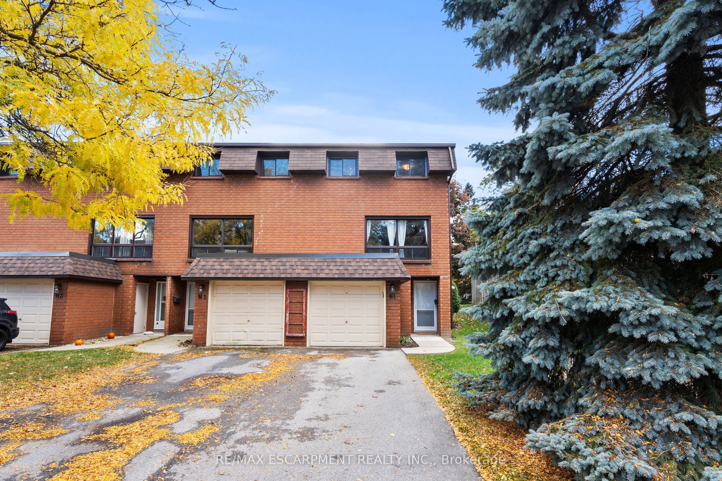 444 Stone Church Road W N1, Hamilton, On L9b 1r1