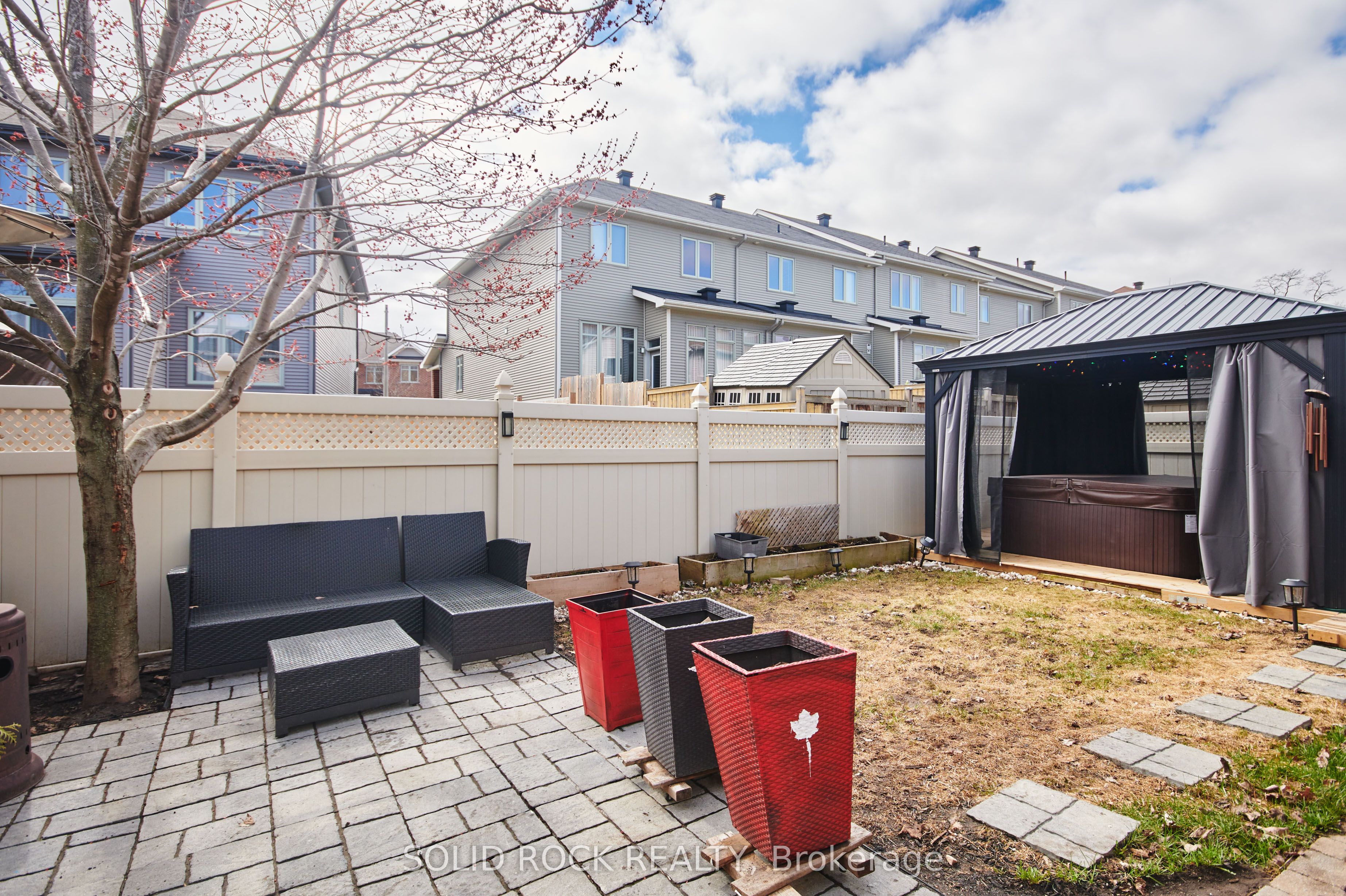 15 Ste Jeanne D'Arc Street, Russell, On K0a 1m0