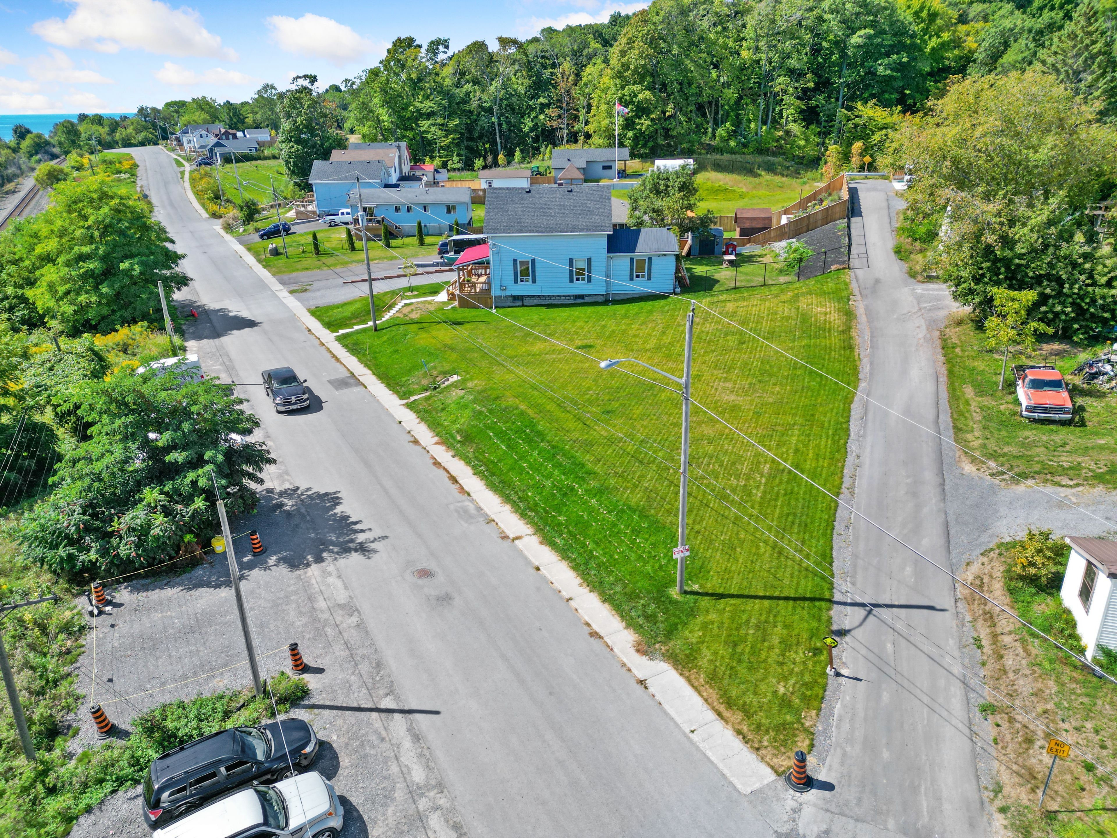 14 Alexander Street, Port Hope, On L1a 1b2
