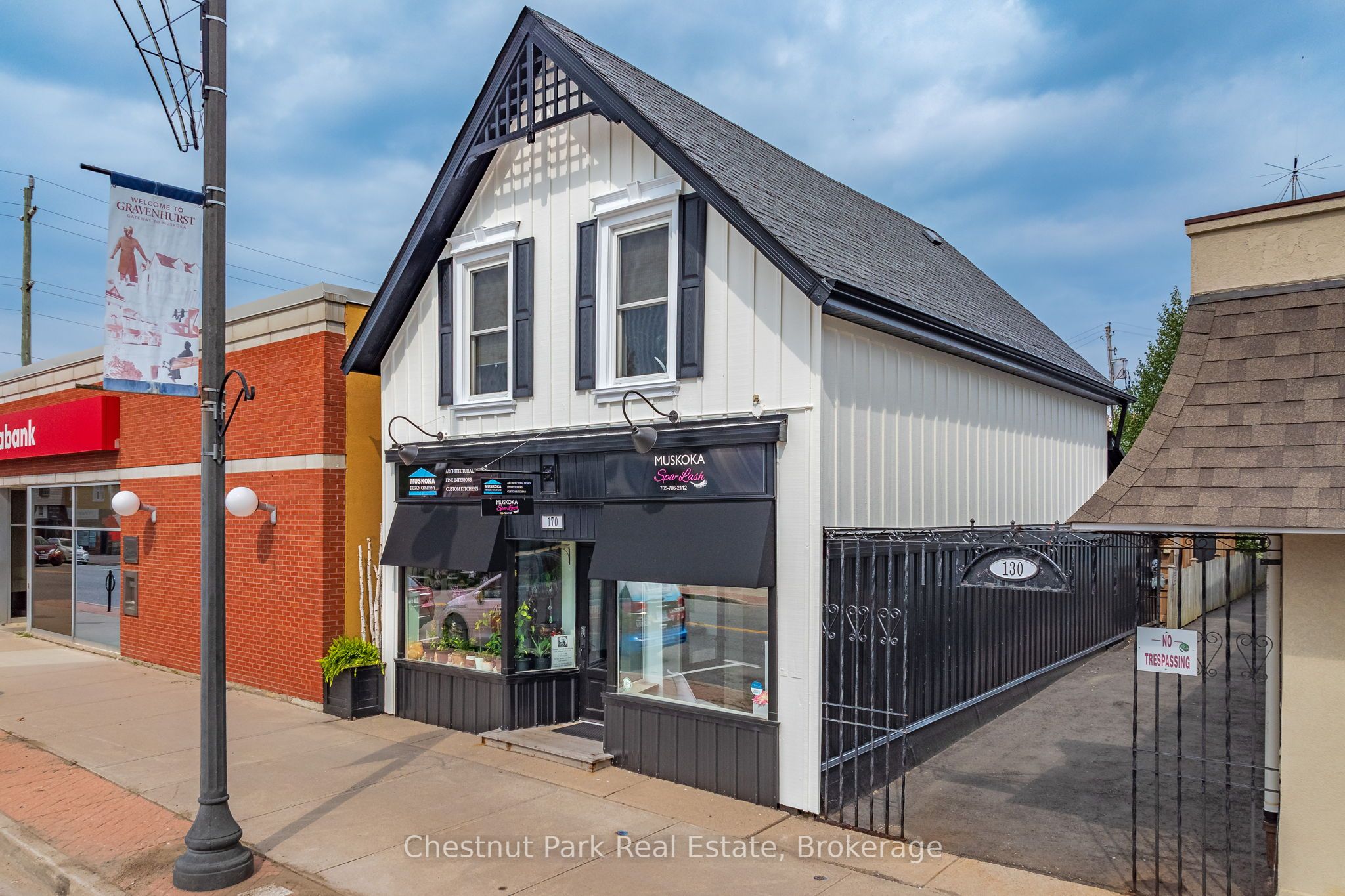 170 Muskoka Road N, Gravenhurst, On P1p 1x2