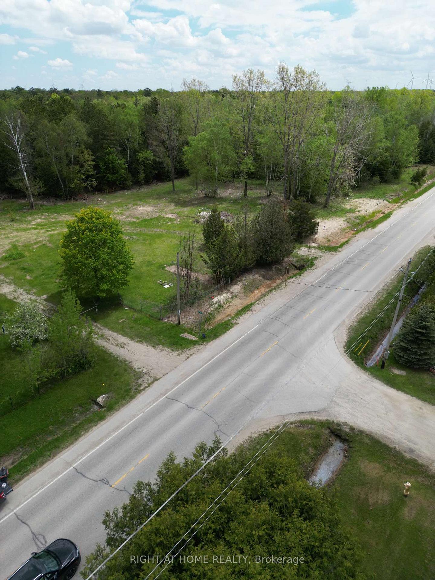 Part 4 W. Ipperwash Road, Lambton Shores, On N0n 1j3