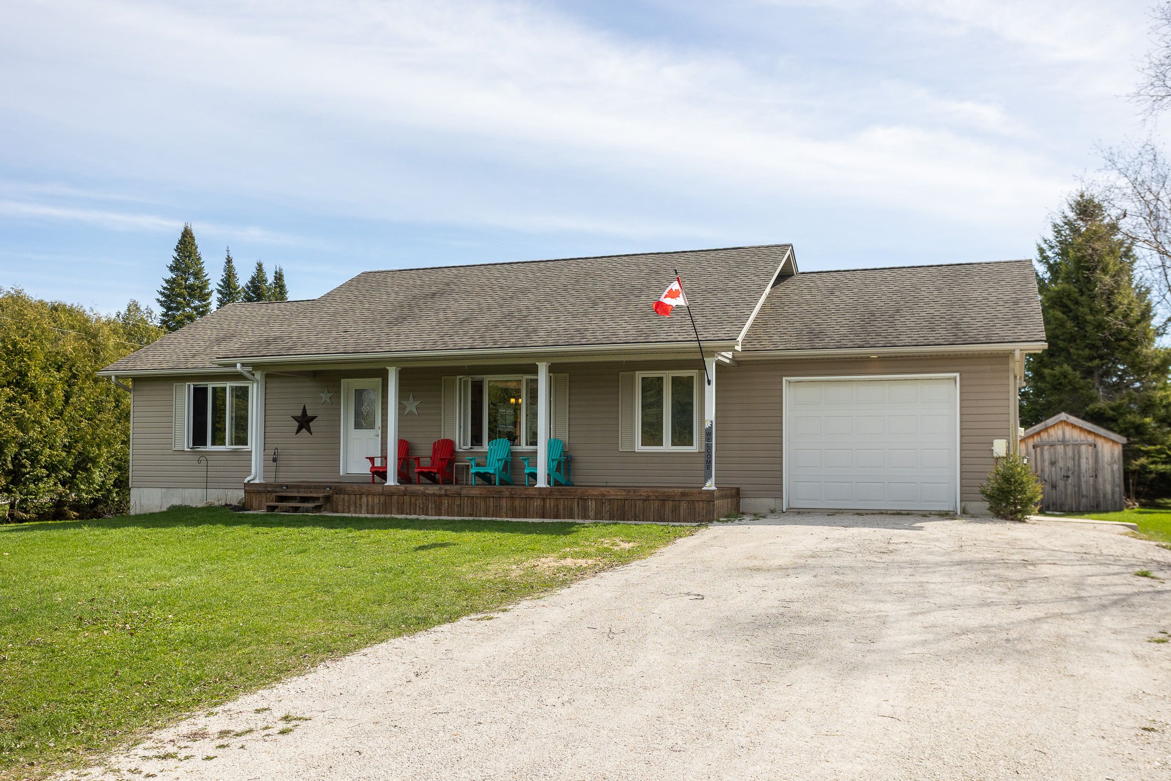 123 Douglas Street, Chatsworth, On N0h 2v0