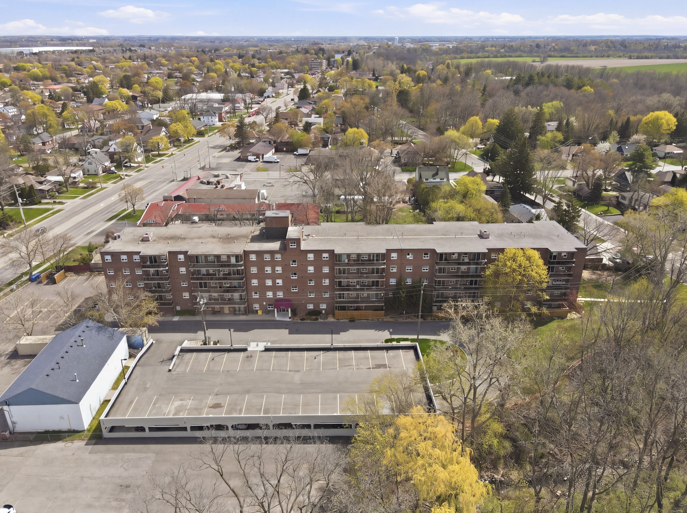 793 Colborne Street E 512, Brantford, On N3s 7j3