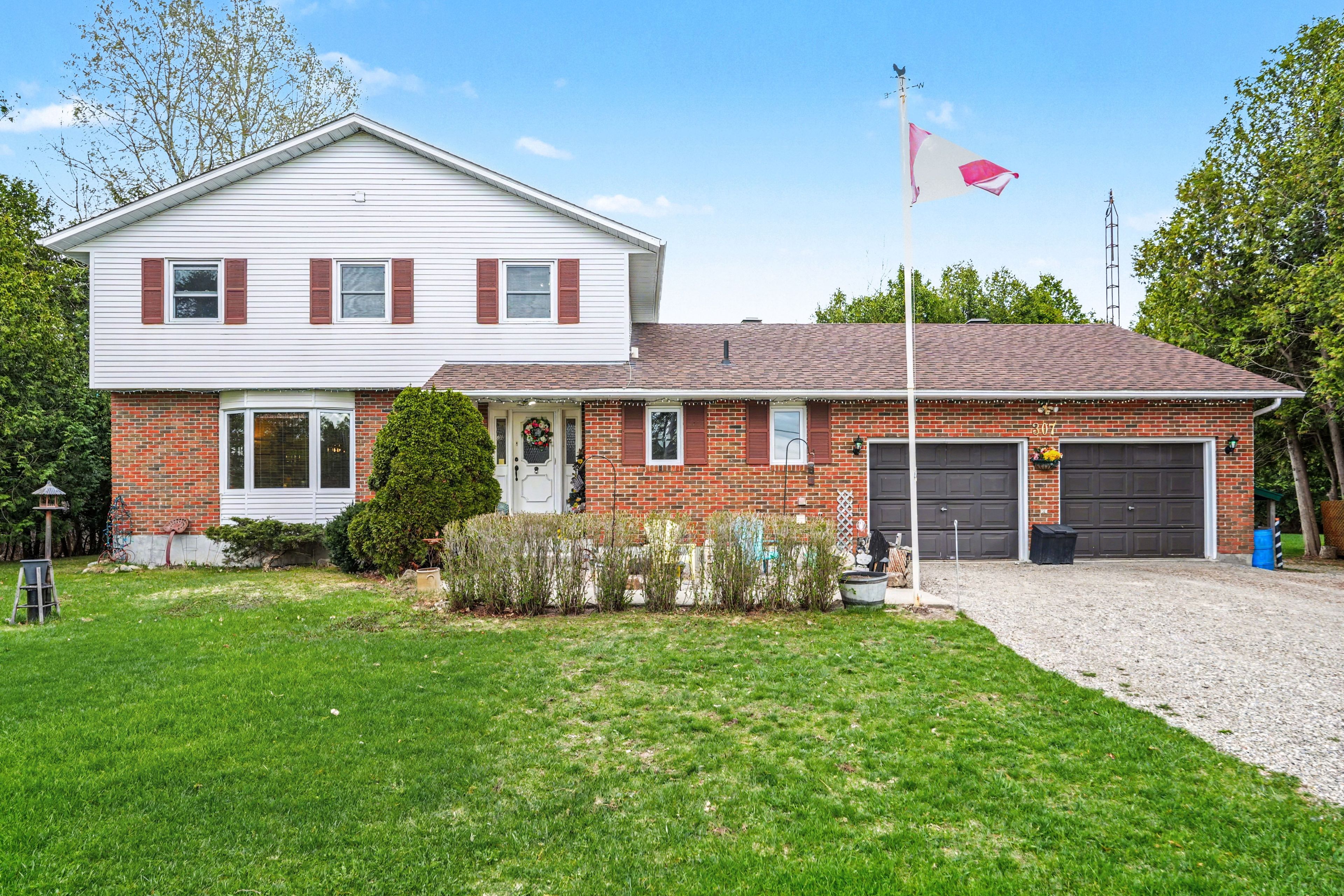 307 Ferguson Tetlock Road, Montague, On K7a 4s4