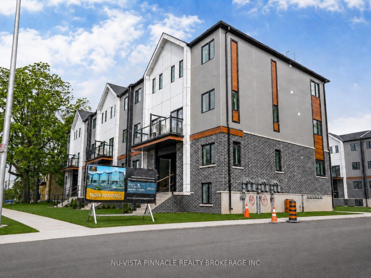 1208 Fanshawe Park Road E 7, London North, On N5x 0r1
