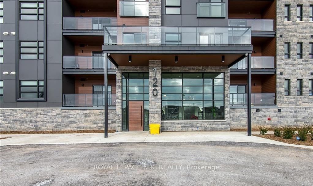 120 Summersides Boulevard 300, Pelham, On L3e 0c2