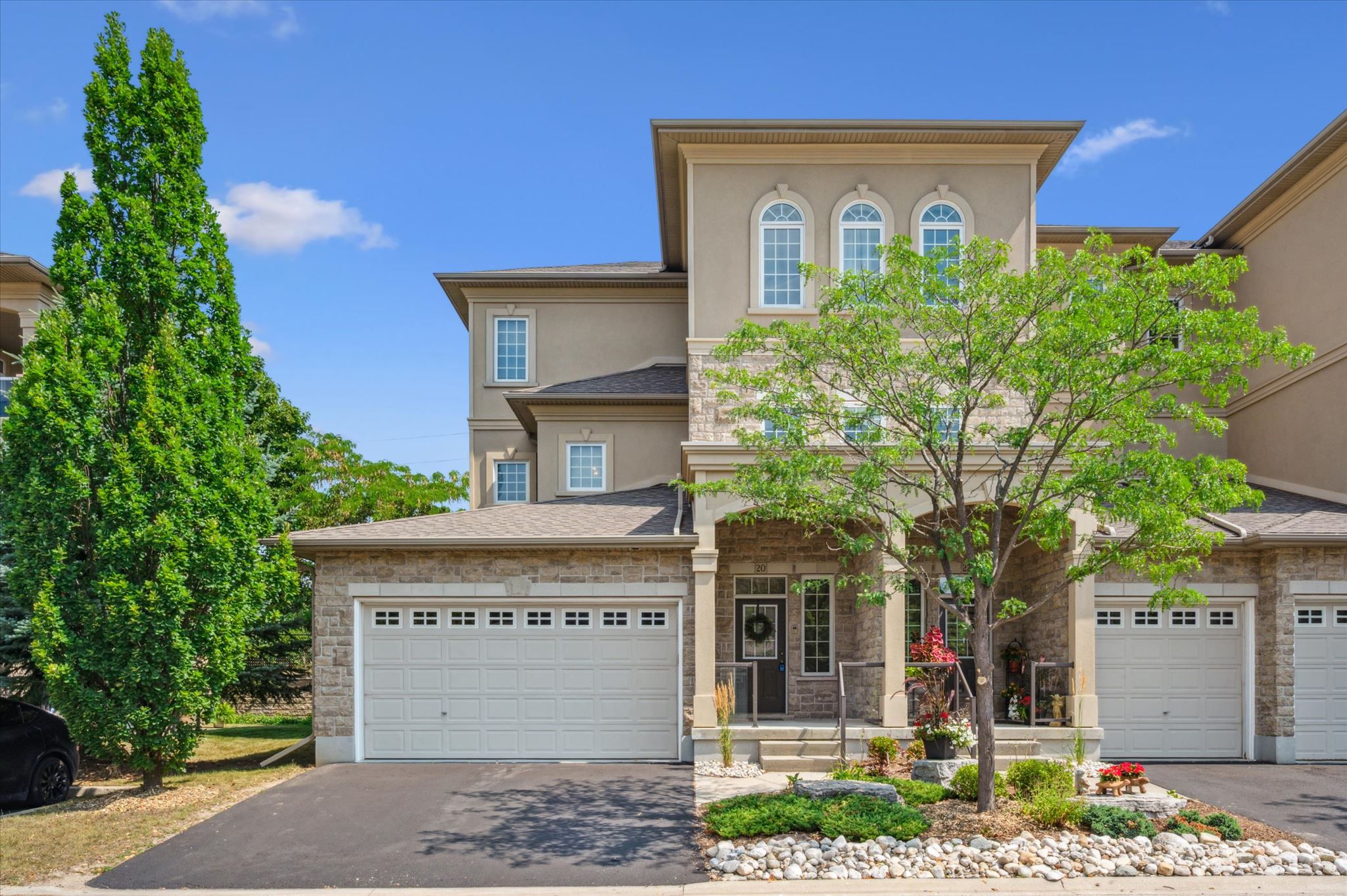 255 Summerfield Drive 20, Guelph, On N1l 0e1