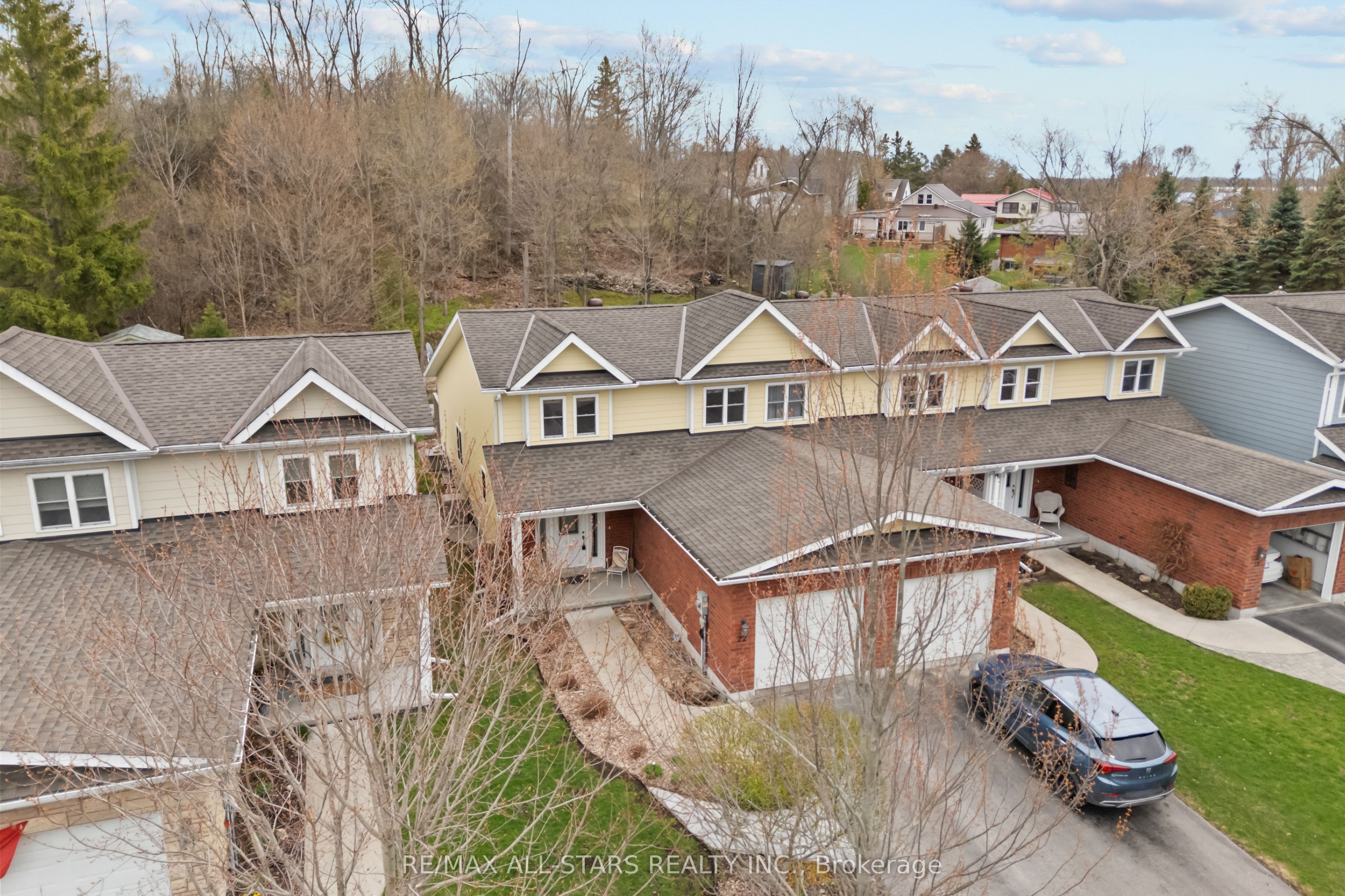 22 Deane Street, Kawartha Lakes, On K0m 1n0