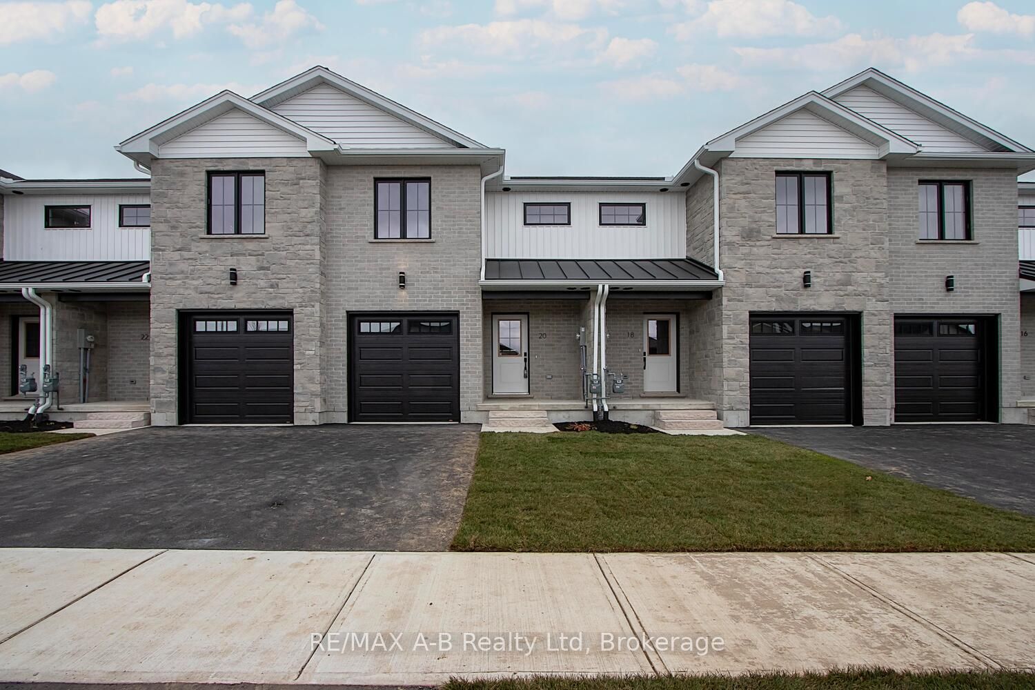 30 Linda Drive, Huron East, On N0k 1w0