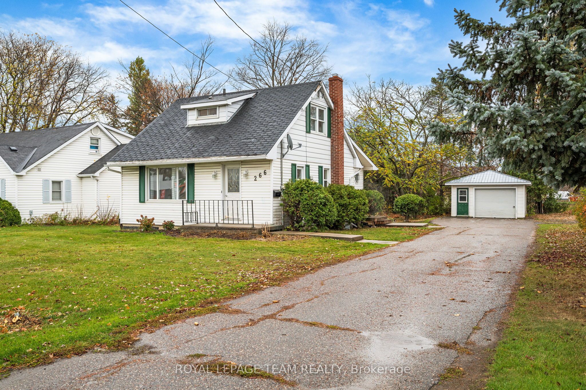 266 Daniel Street S, Arnprior, On K7s 2m2