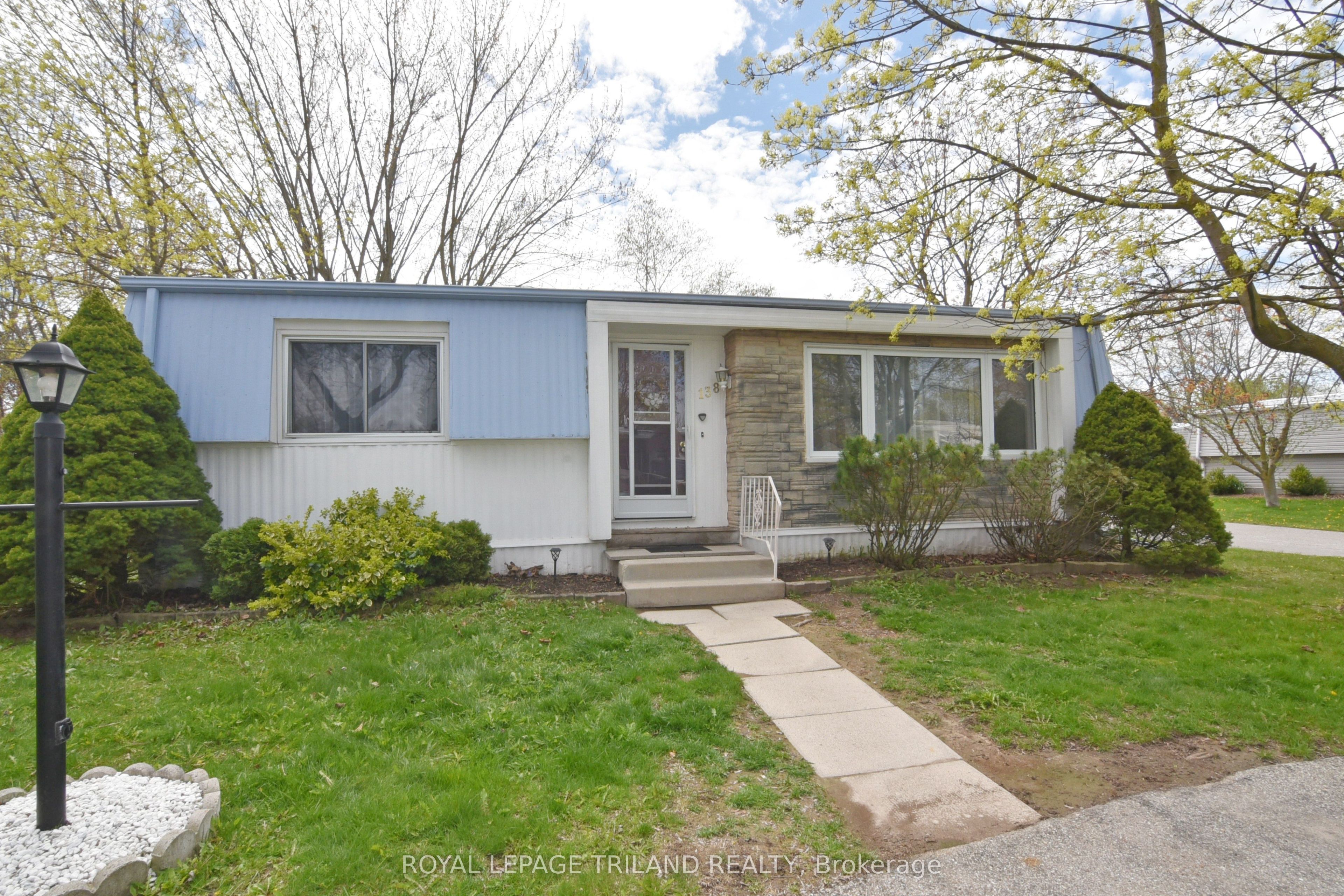 138 Pebble Beach Parkway, South Huron, On N0m 1t0