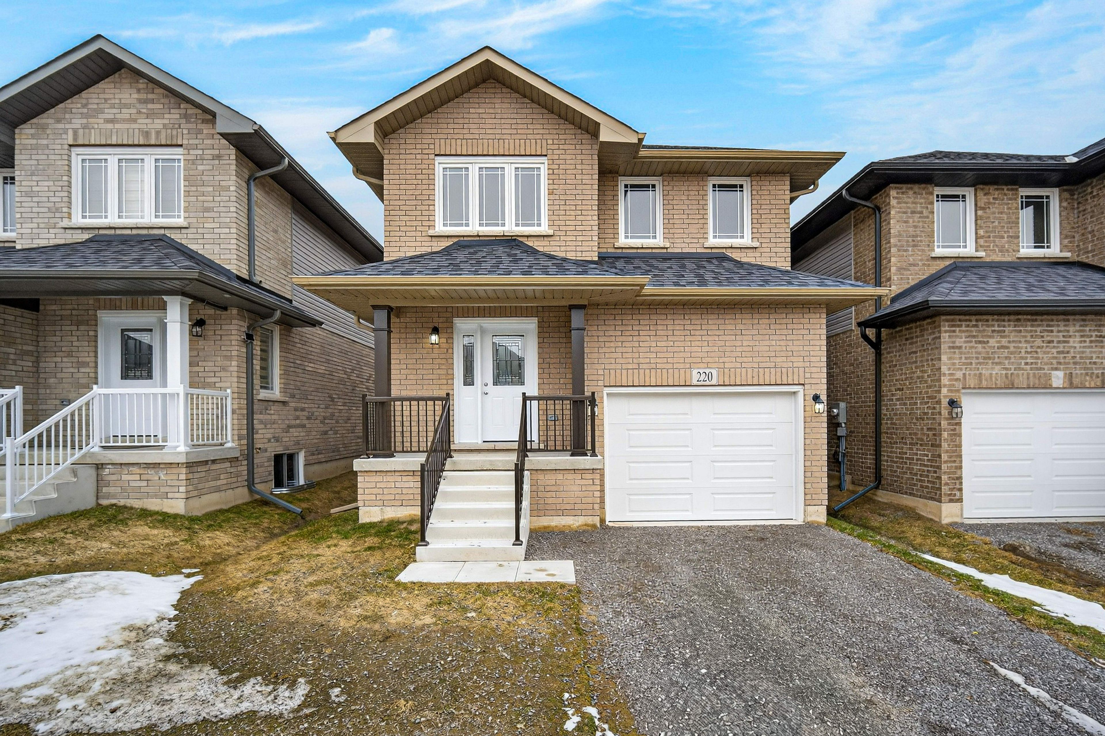 220 O'Neil Street, Peterborough, On K9k 0h5