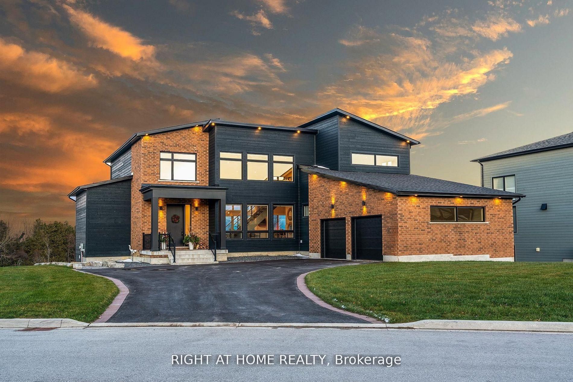 101 Sladden Court, Blue Mountains, On N0h 2p0
