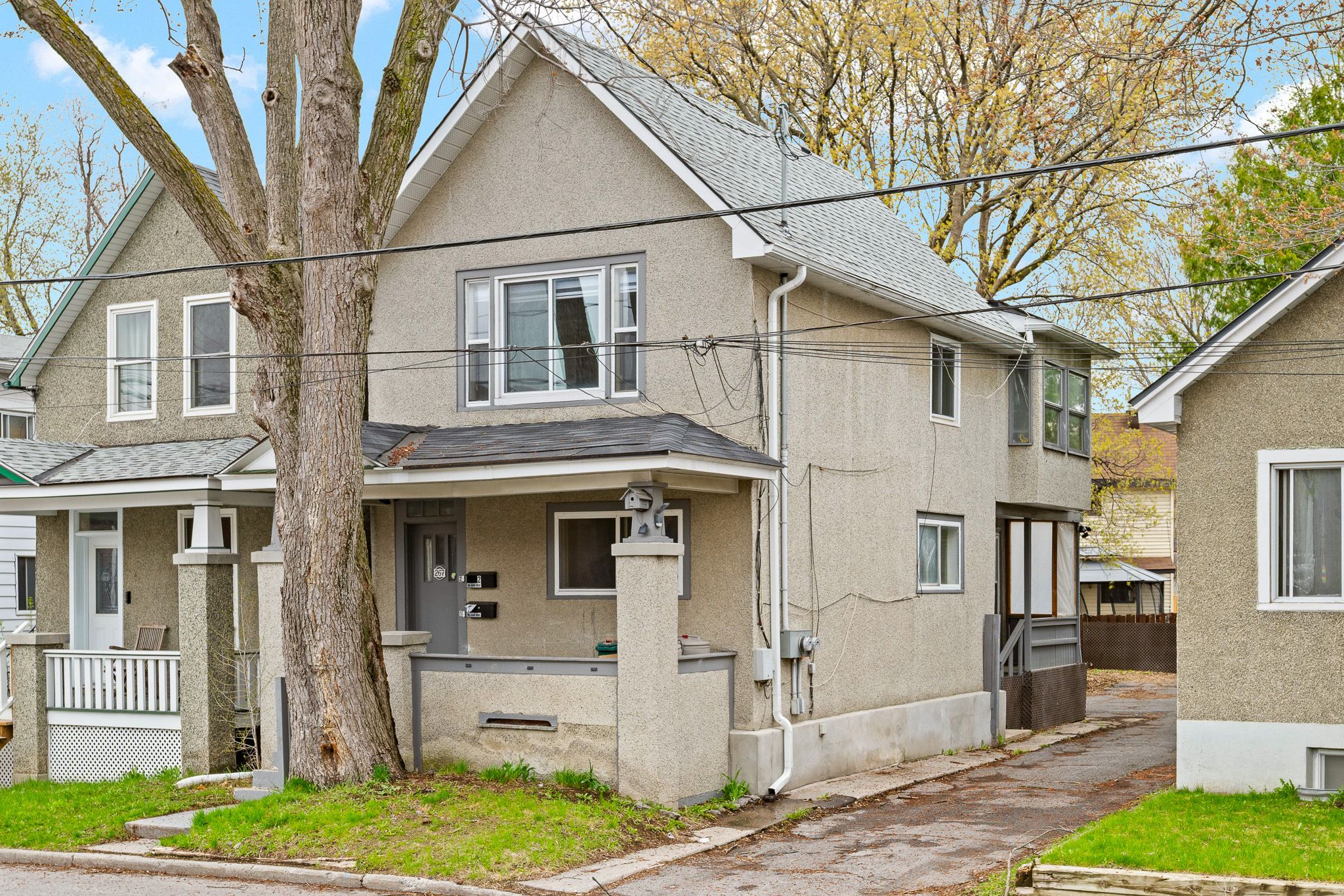 267 Park Street, Vanier And Kingsview Park, On K1l 7g9