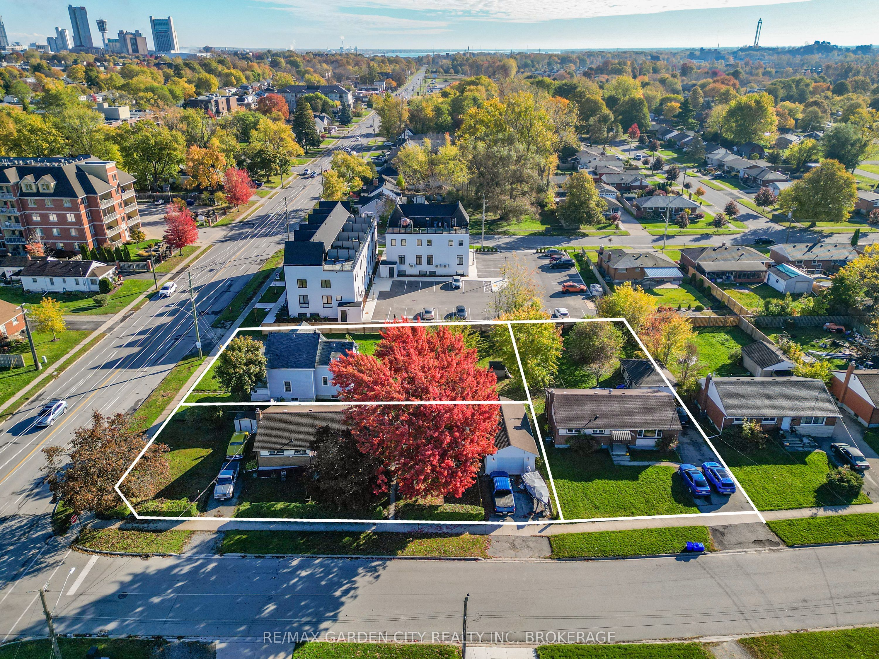 6560 Mcleod Road, Niagara Falls, On L2g 3g4