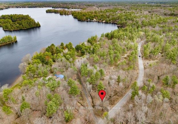 000 Green Place Road, Gravenhurst, On P0e 1g0