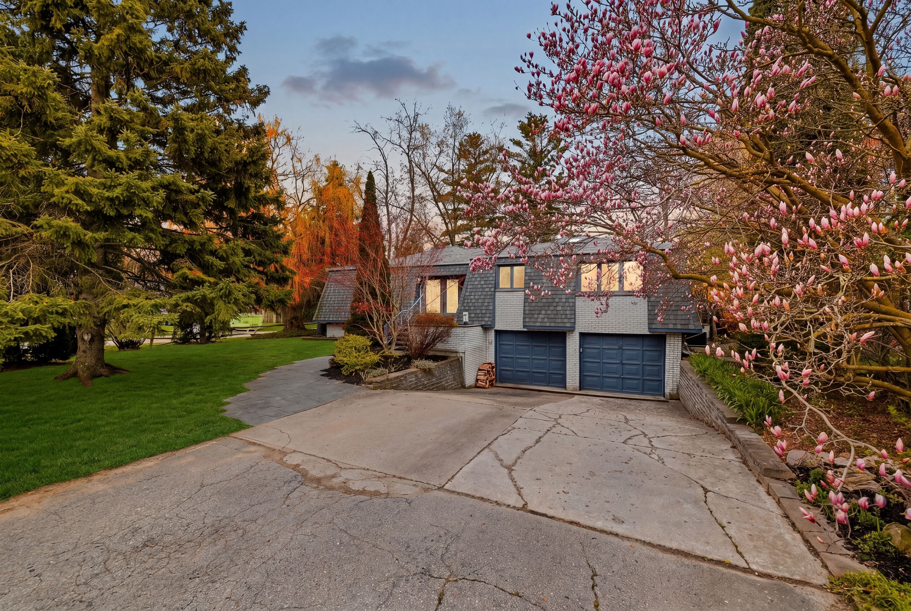 459 Lee Avenue, Waterloo, On N2k 1y1