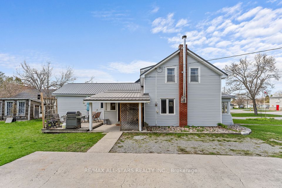 39 Francis Street W, Kawartha Lakes, On K0m 1n0