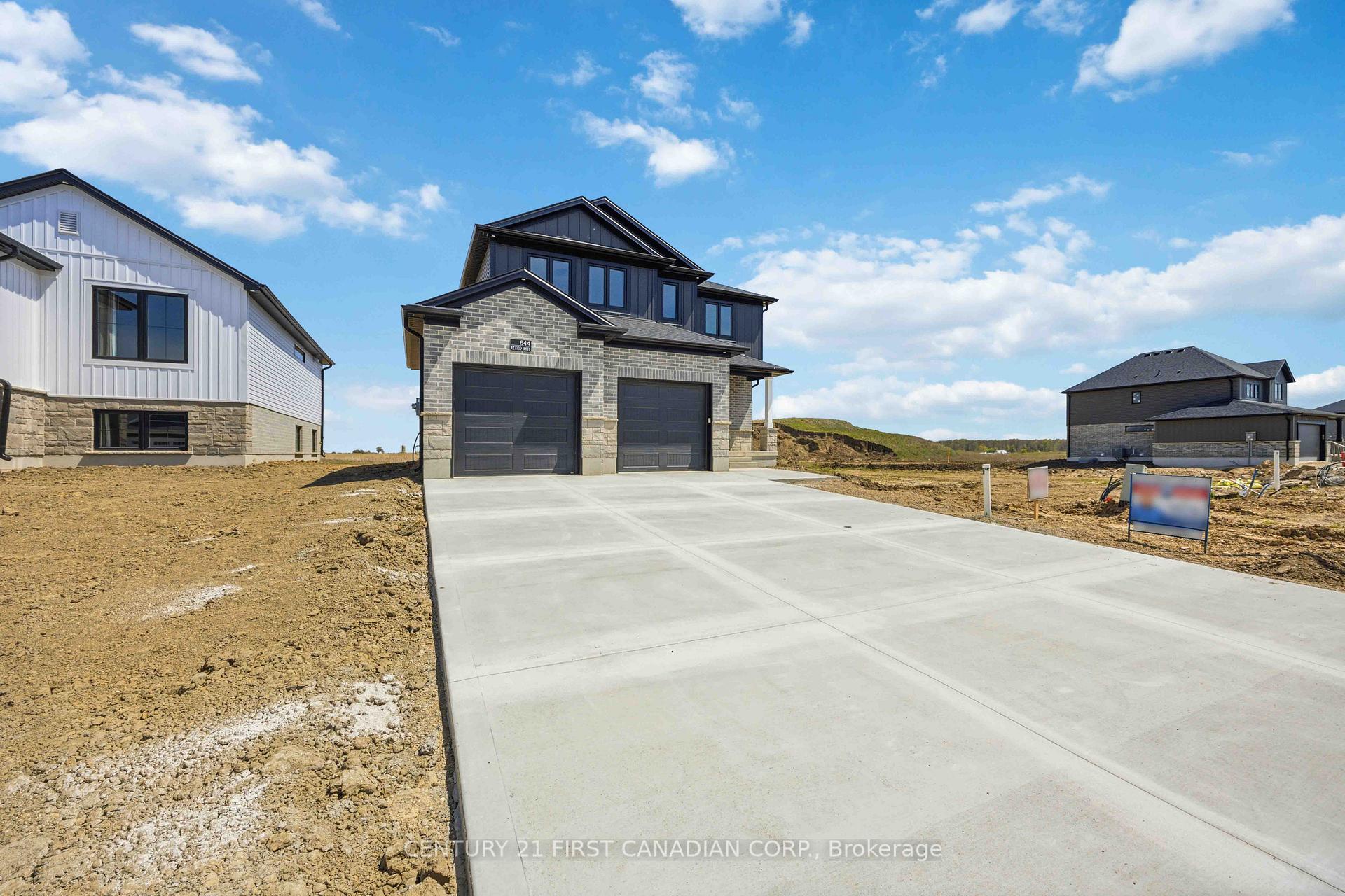 644 Ketter Way, Plympton-Wyoming, On N0n 1t0